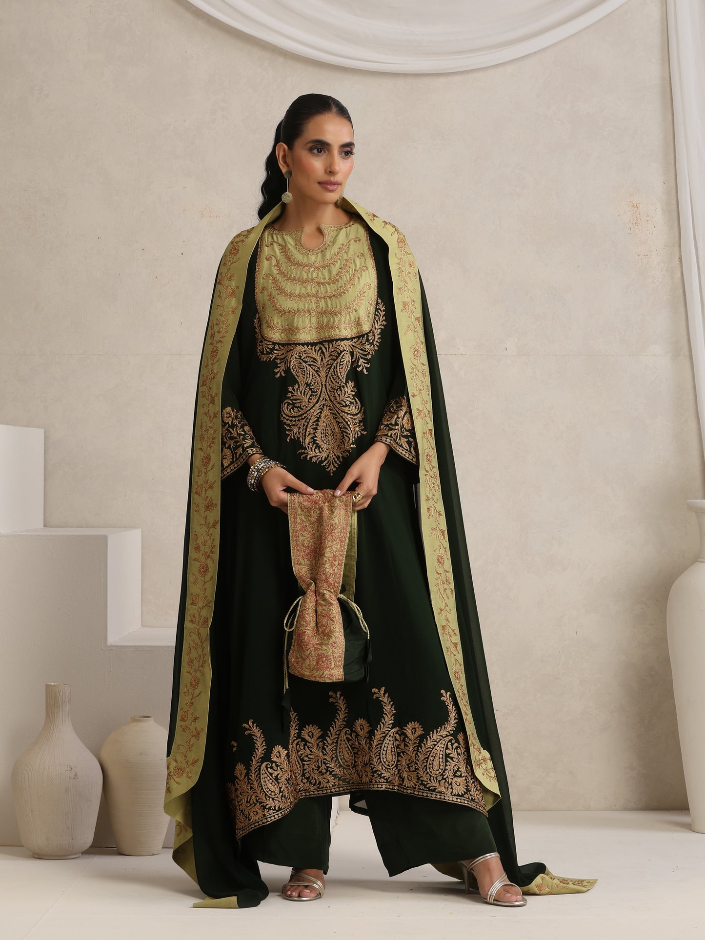 Afsana Green Potli