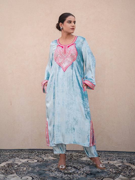 Zoon Sky Blue Pheran Set
