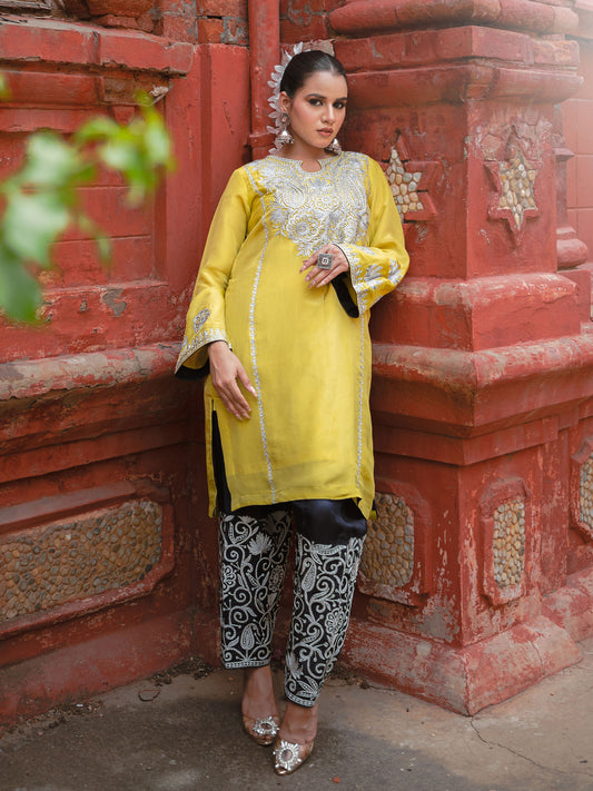 Ghazal Yellow & Blue Pheran Set