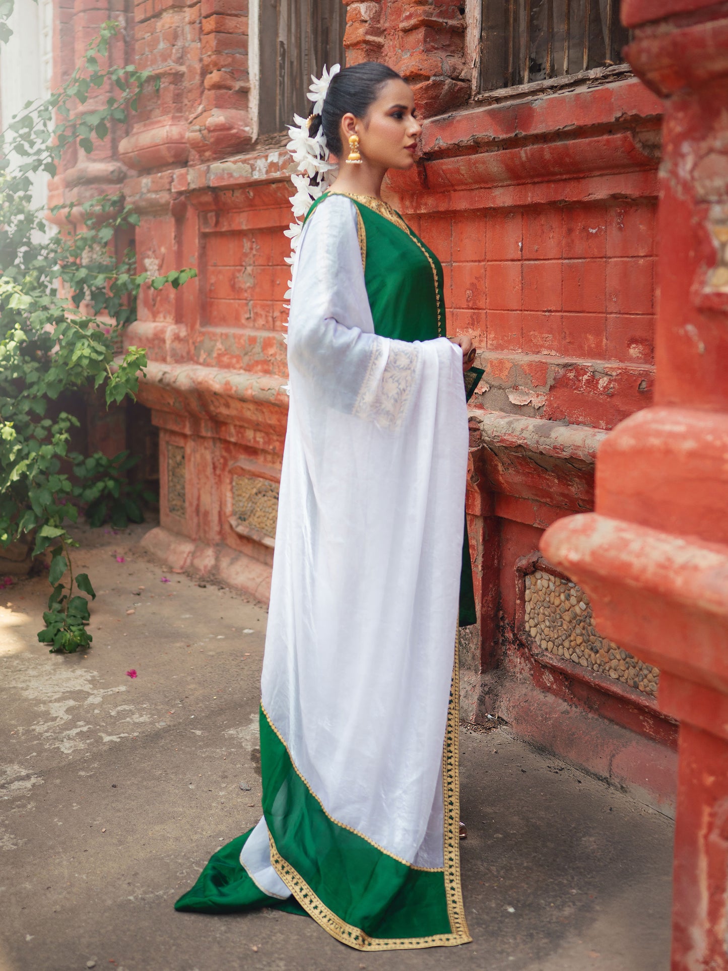 Ghazal Green & White Suit Set