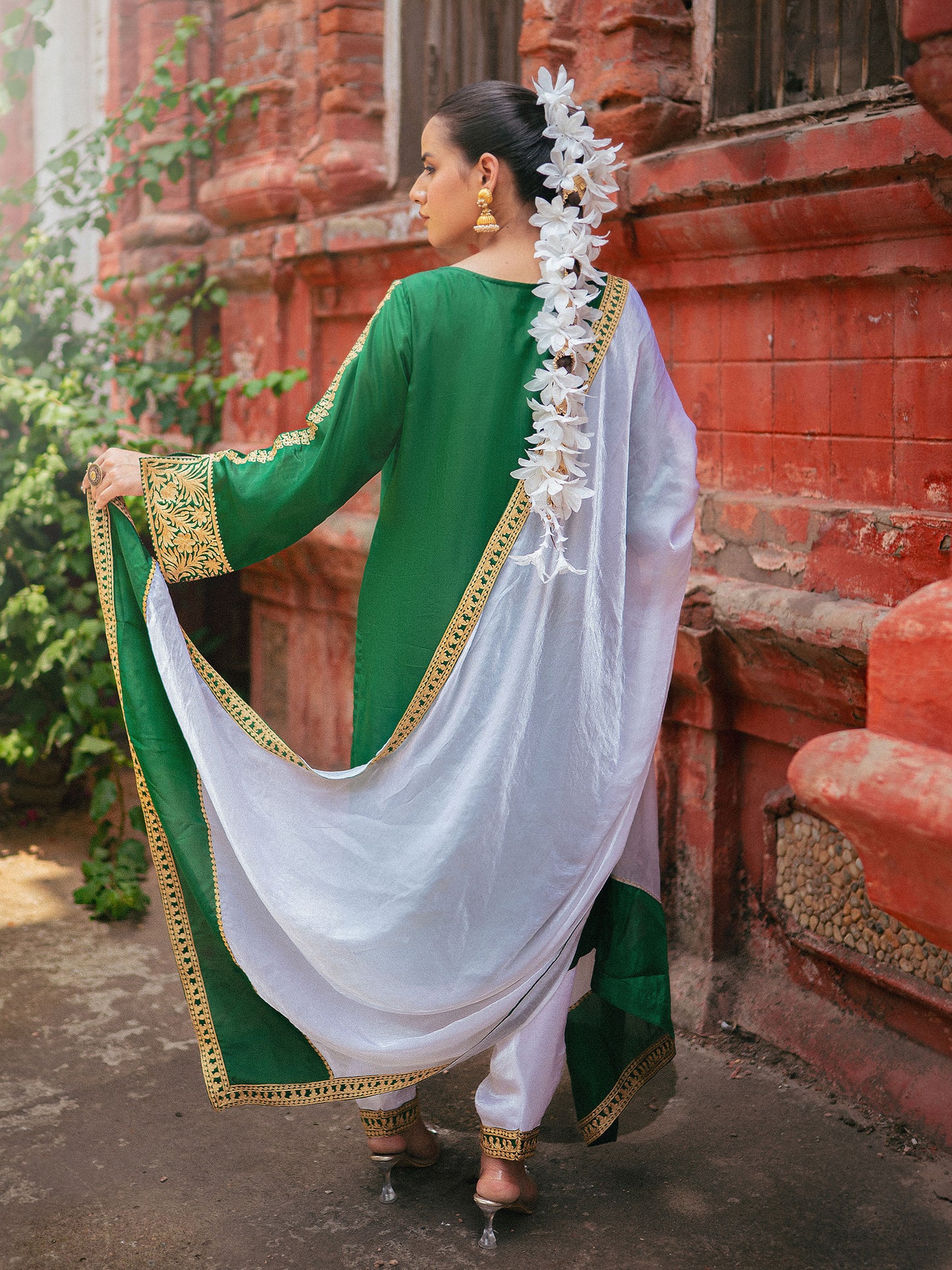 Ghazal Green & White Suit Set