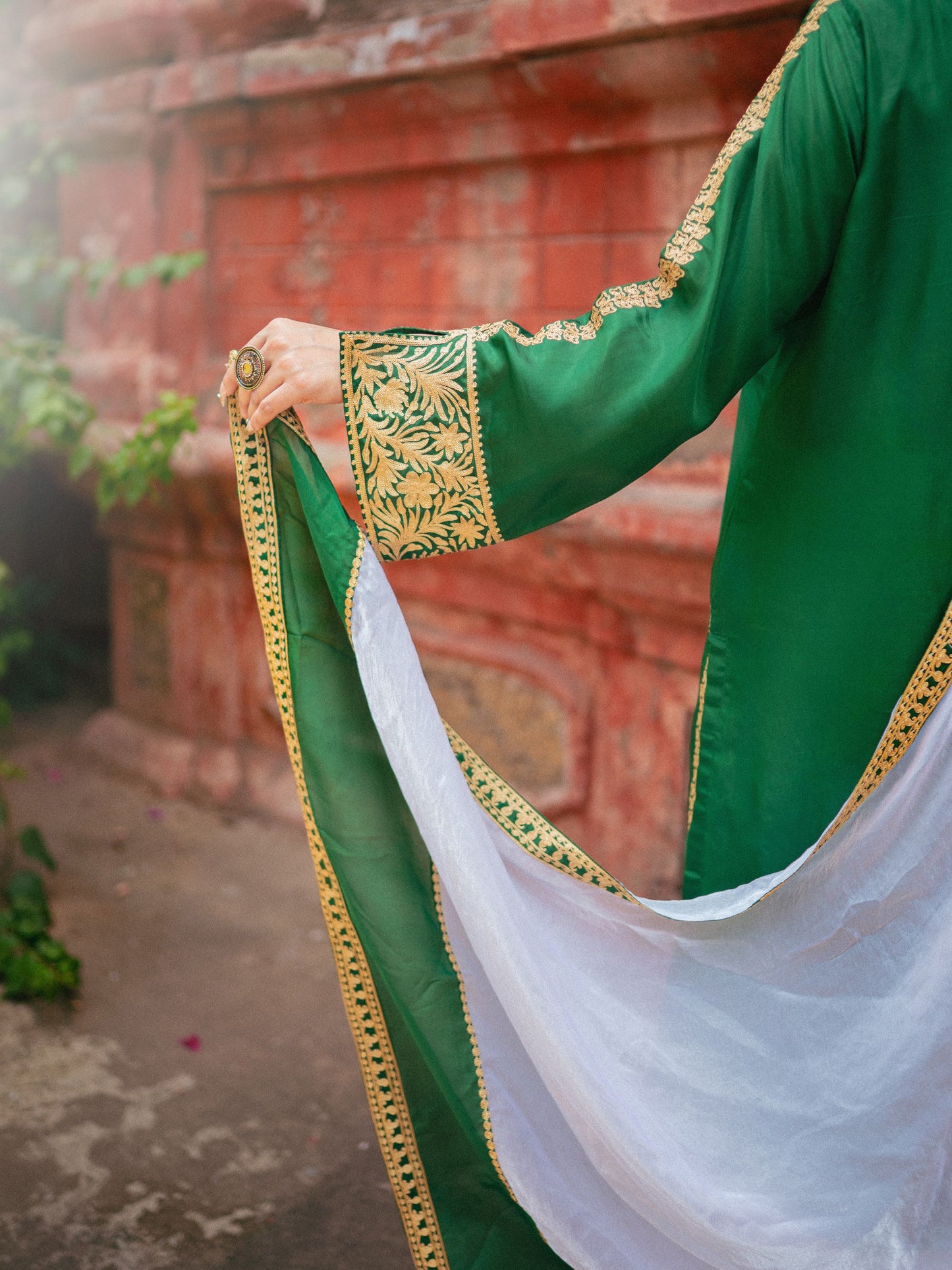 Ghazal Green & White Suit Set