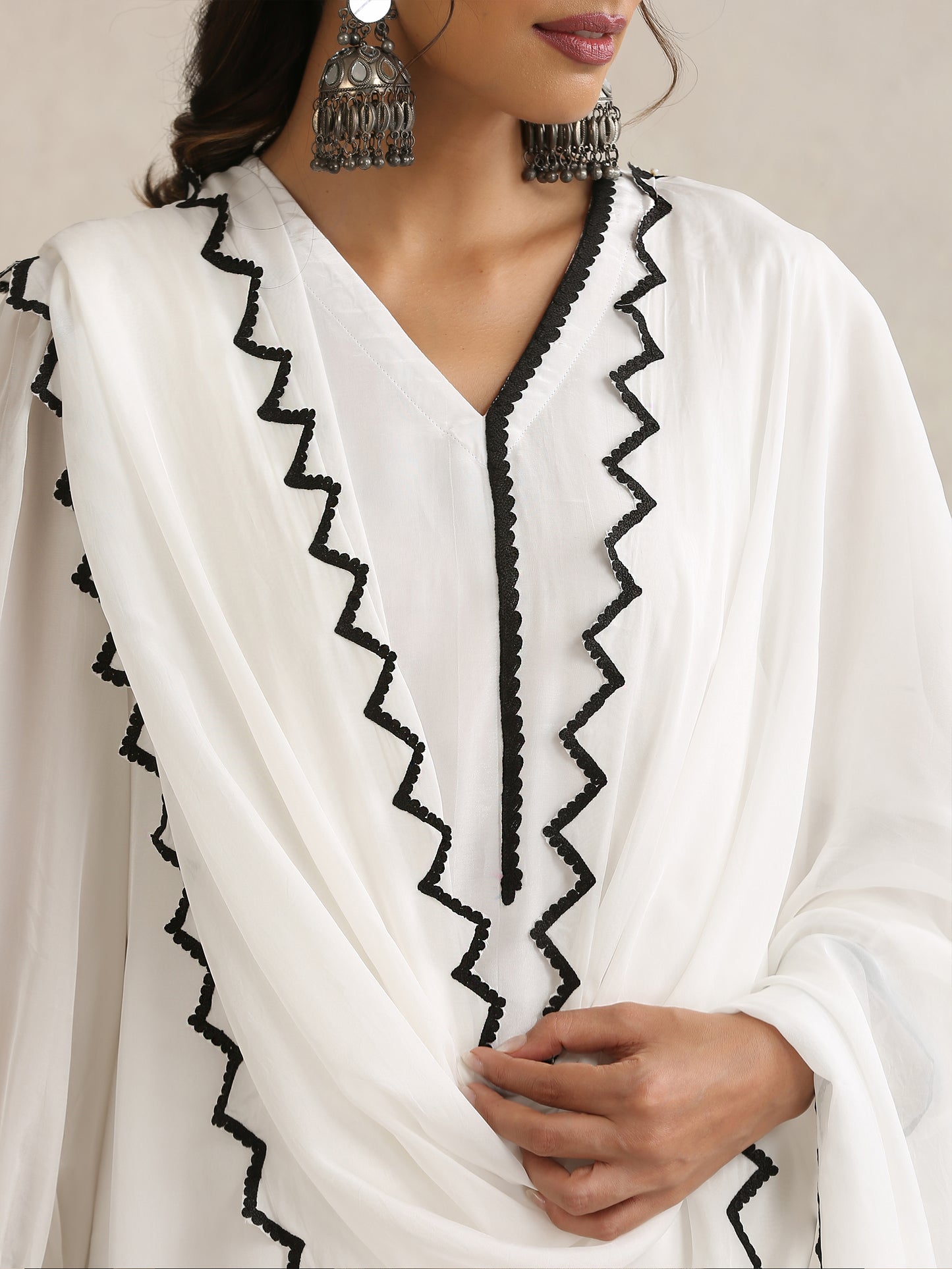 Nargis Black & White Farshi Salwar Suit Set