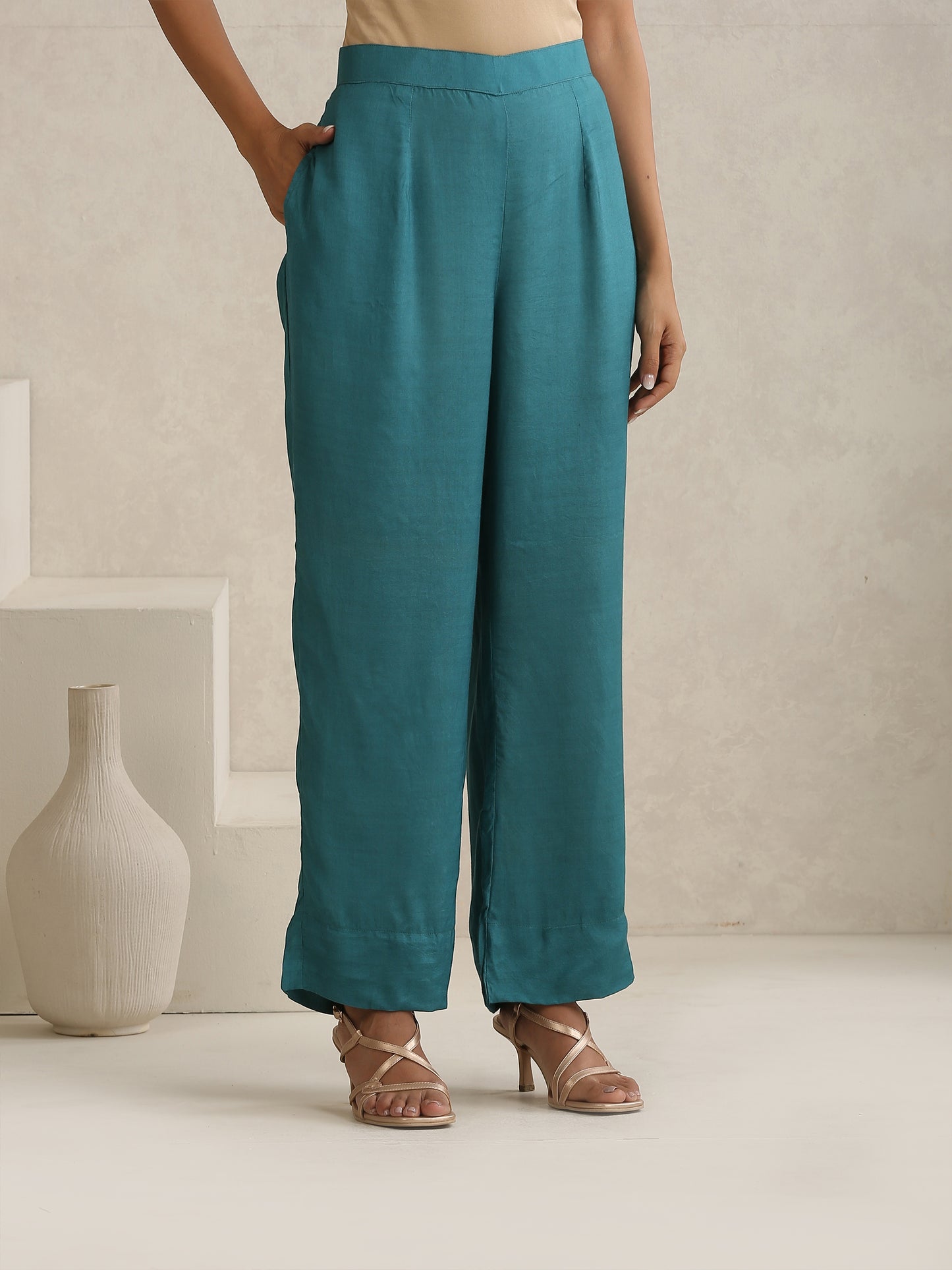 Nargis Blue Suit Set