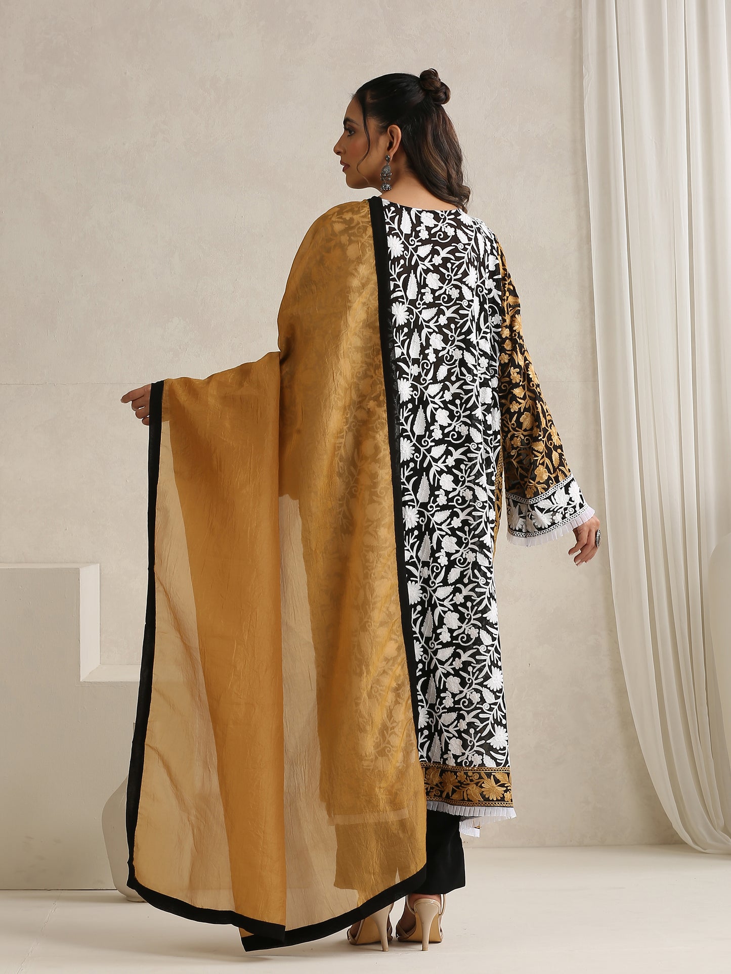 Nargis Black & White Suit Set