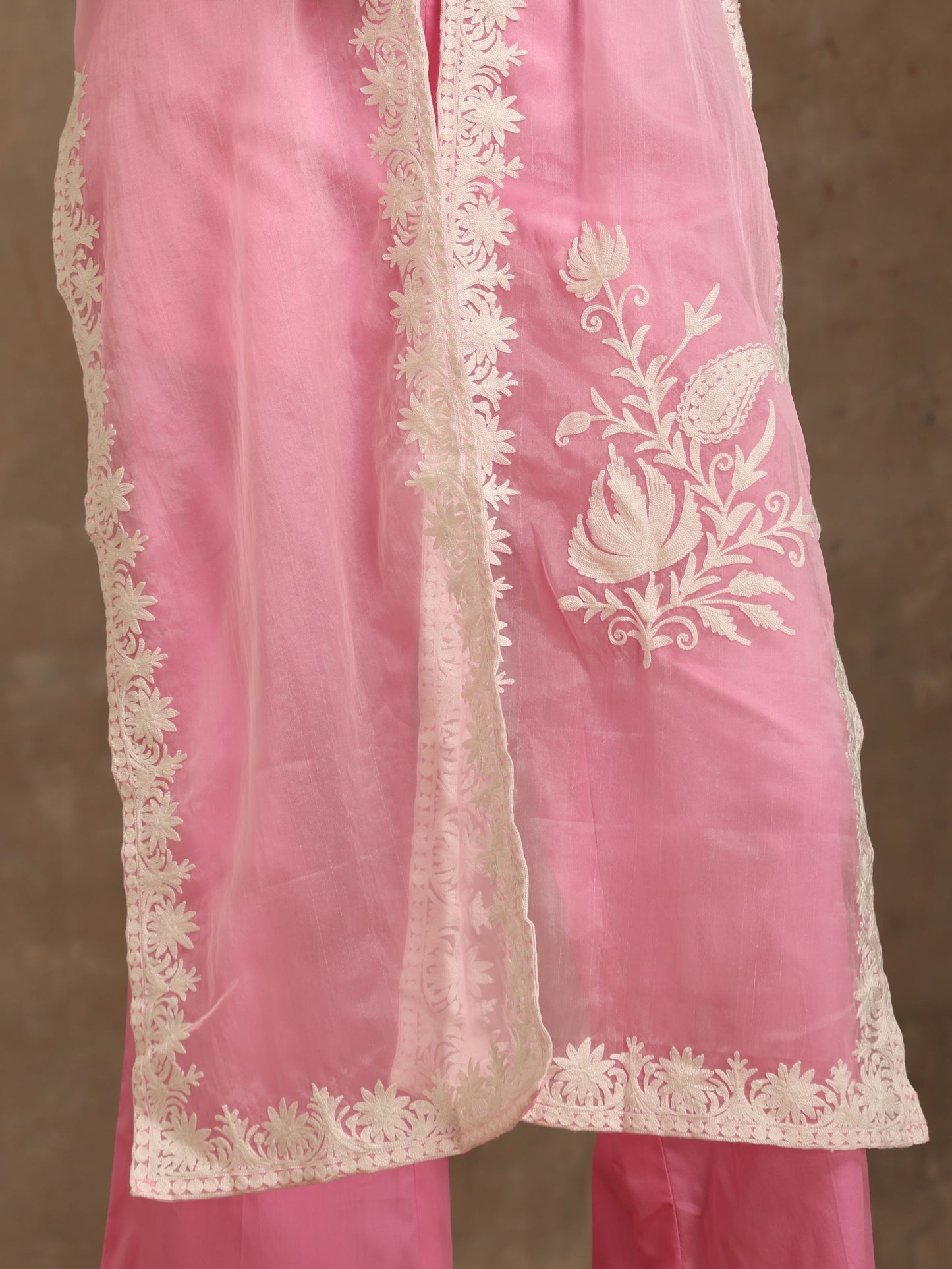 Aghaaz Rose Pink Cape Set