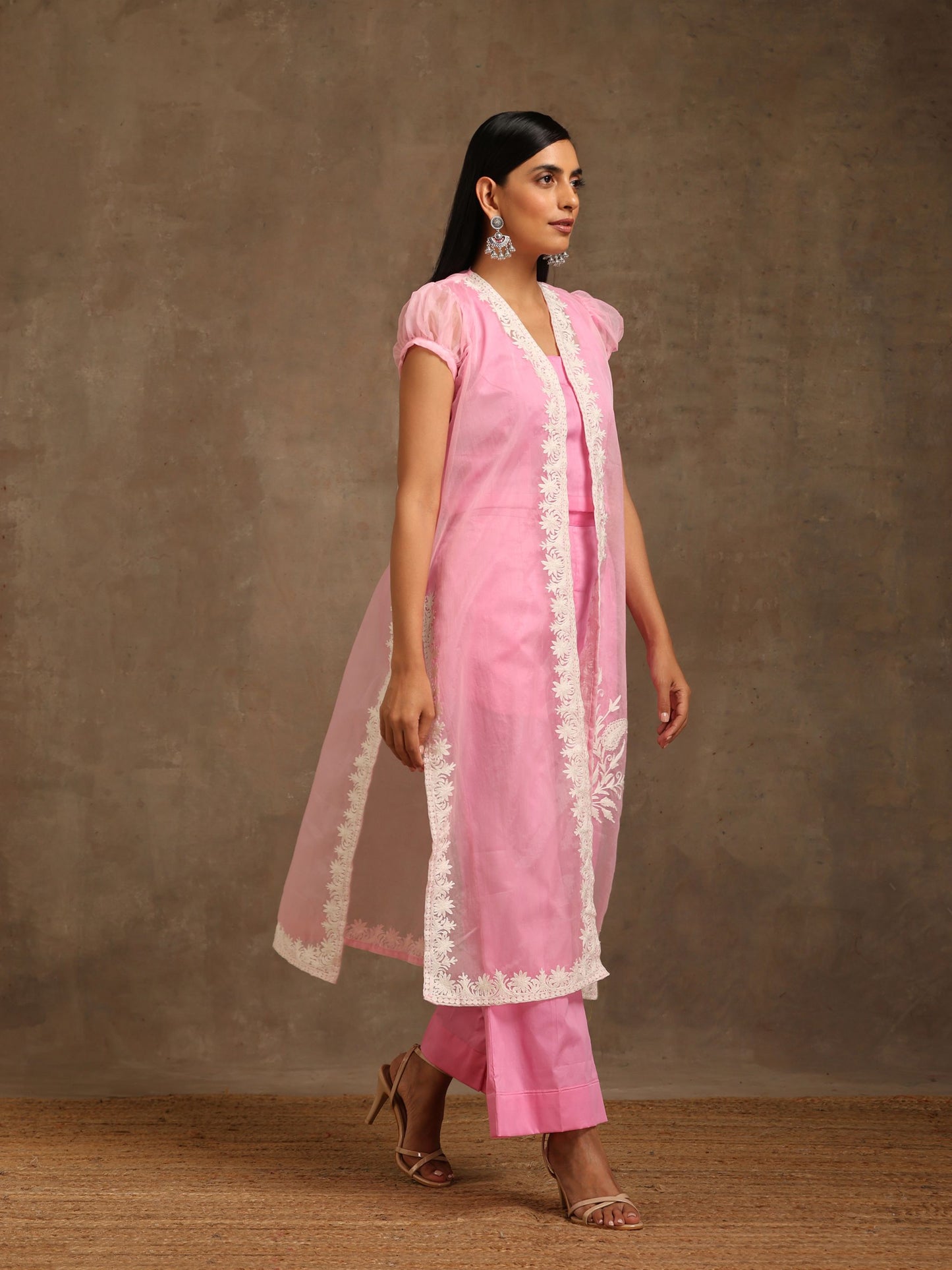 Aghaaz Rose Pink Cape Set