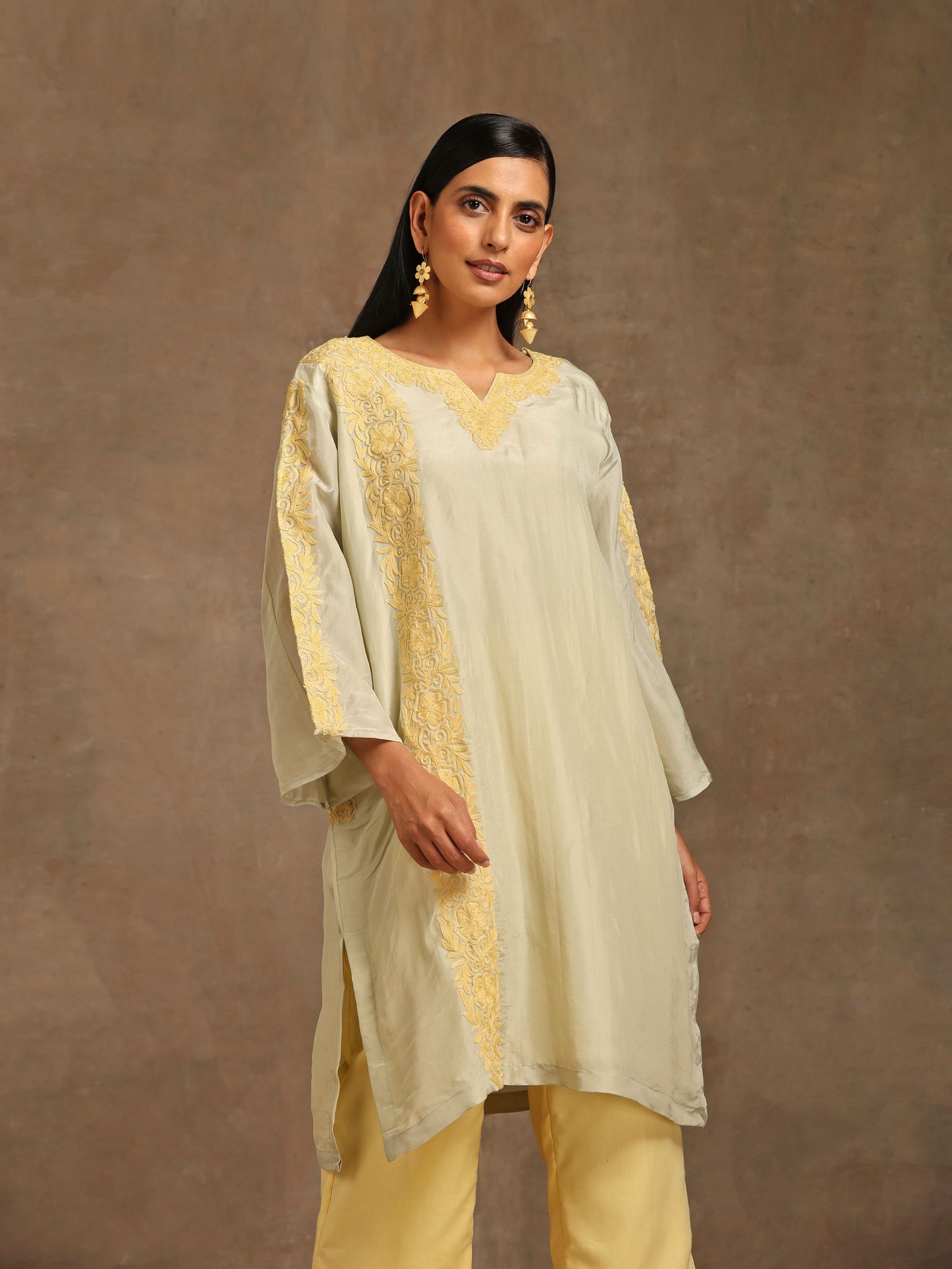 Aghaaz Olive & Lemon Pheran Set