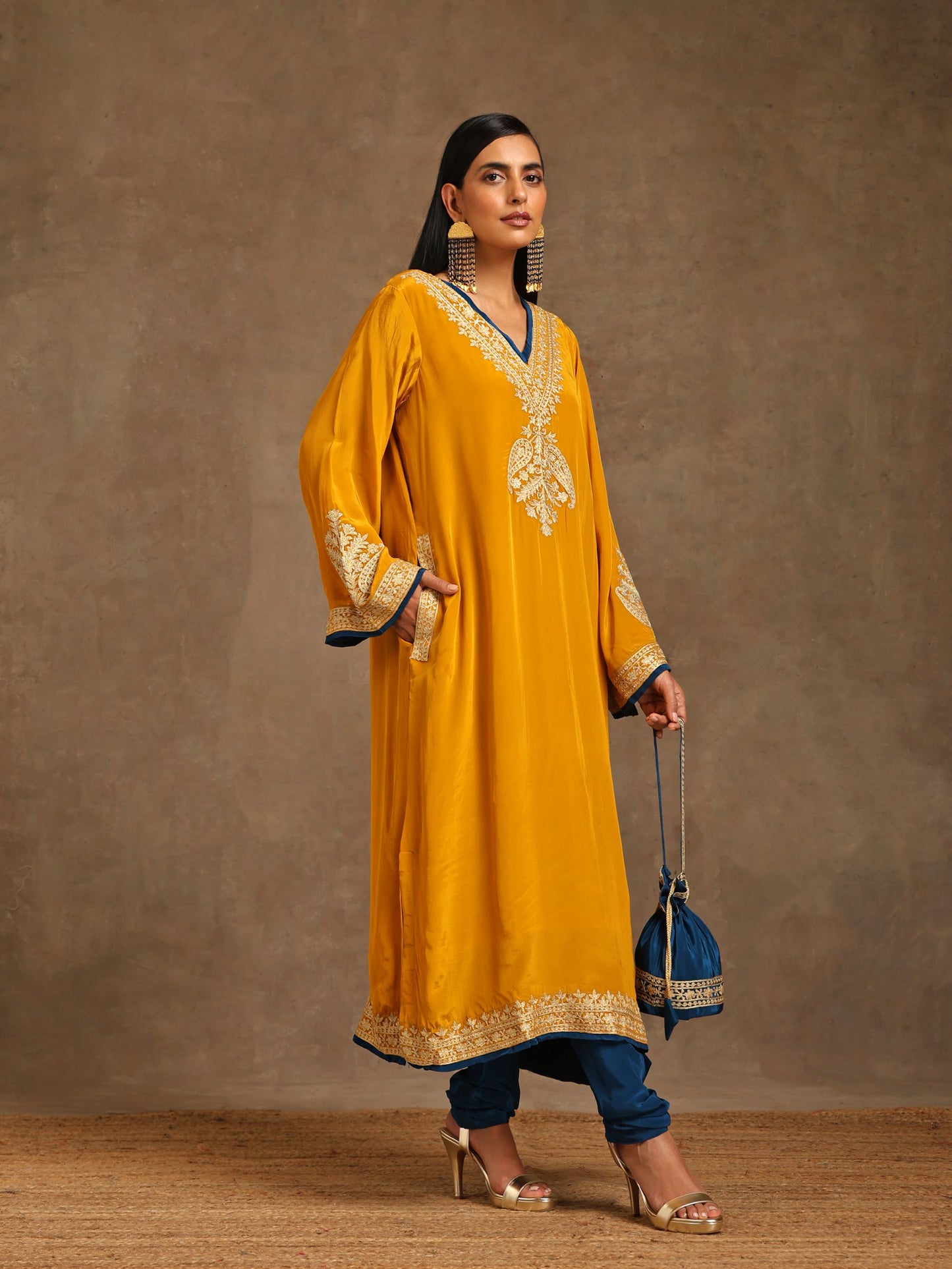 Aghaaz Mustard & Blue Pheran Set
