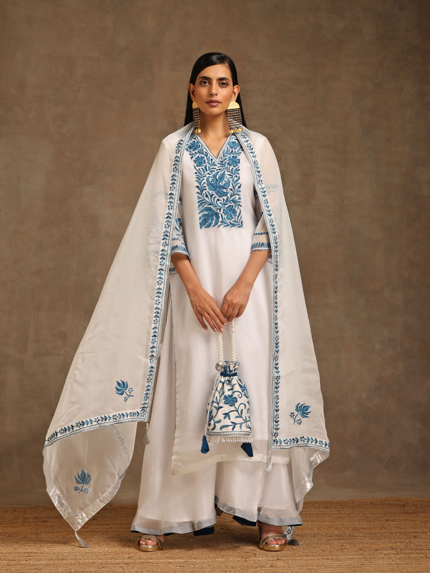 Aghaaz White Organza Suit Set