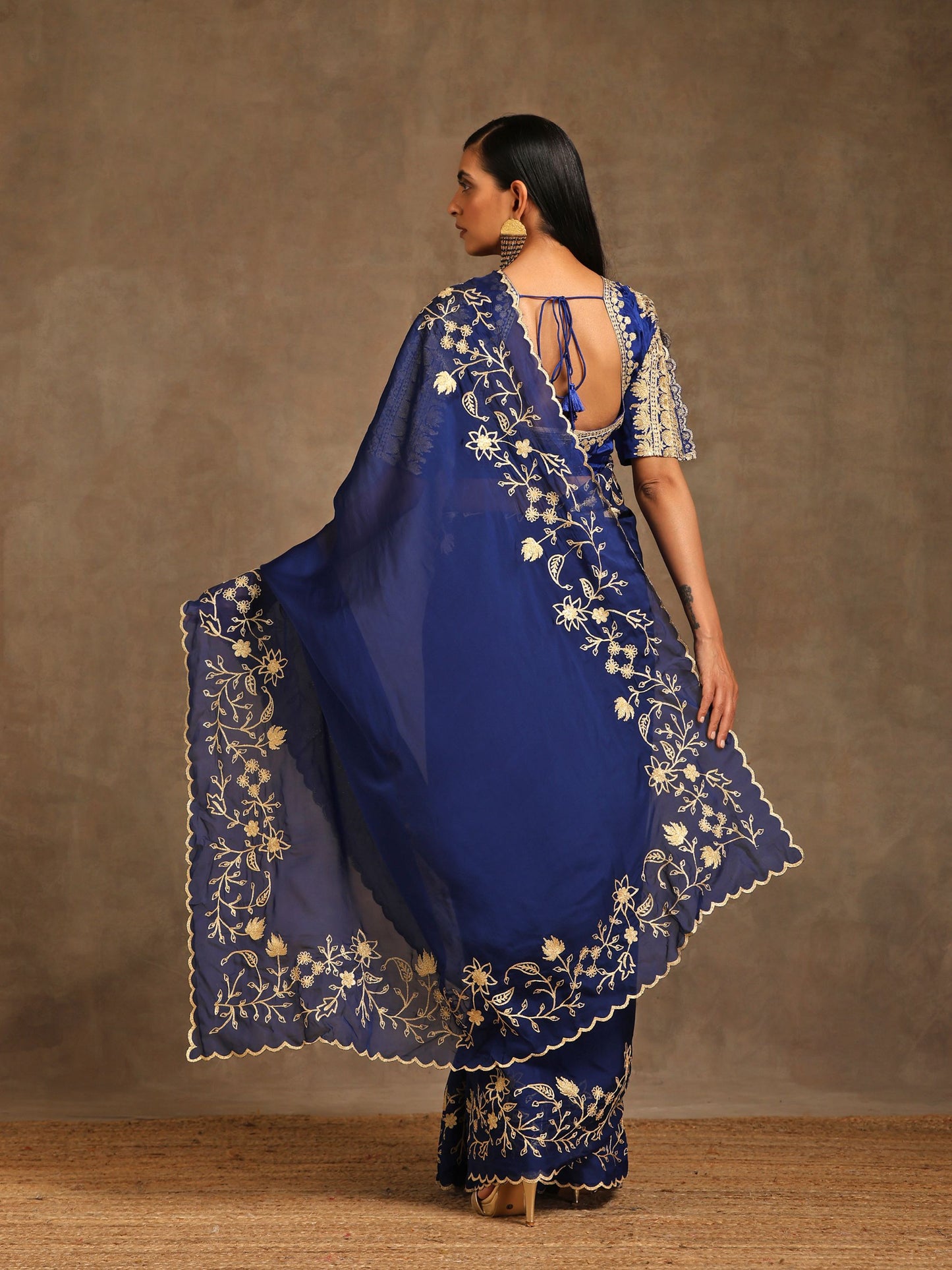 Aghaaz Blue Organza Saree