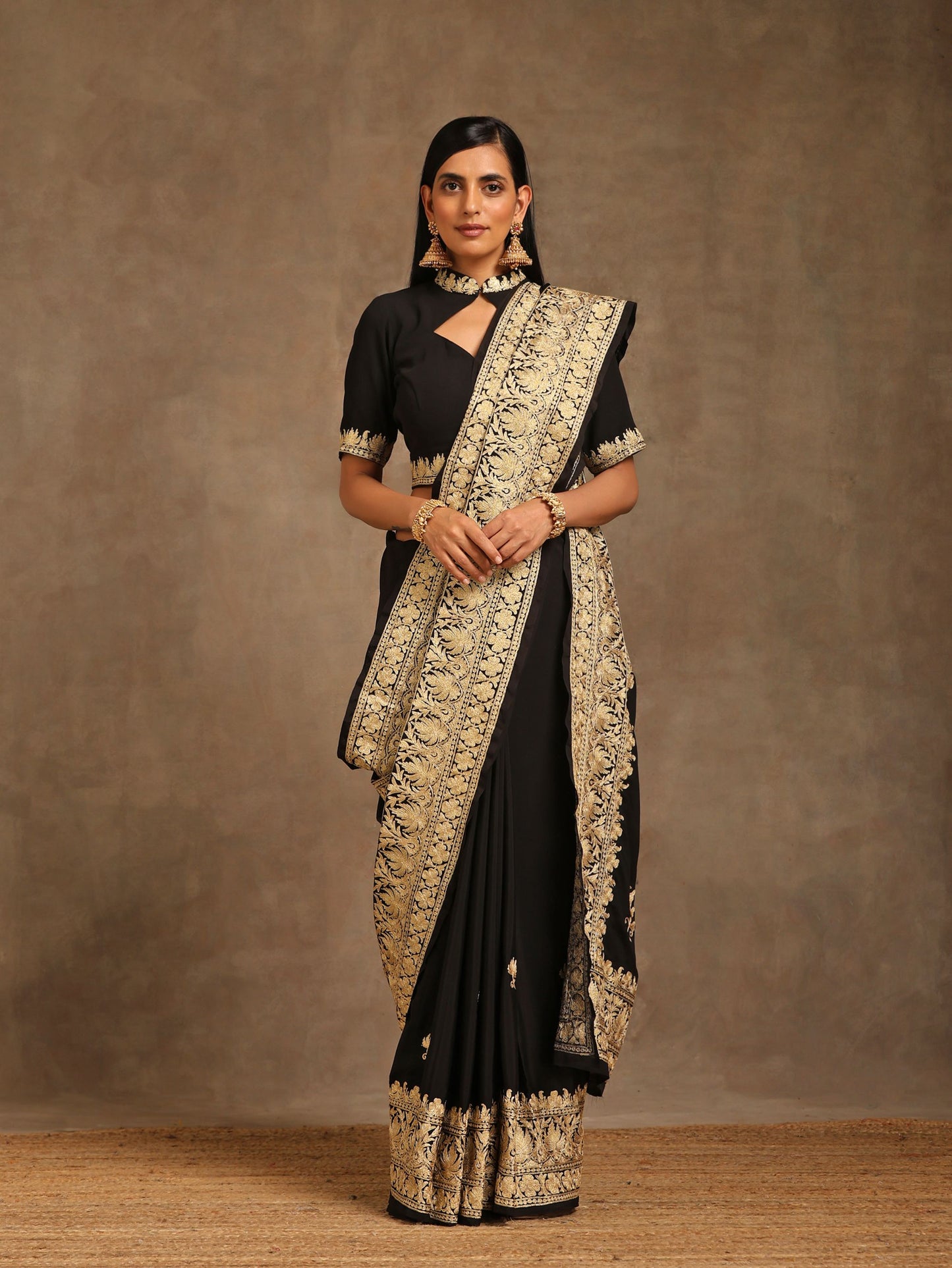 Aghaaz Black Crepe Saree