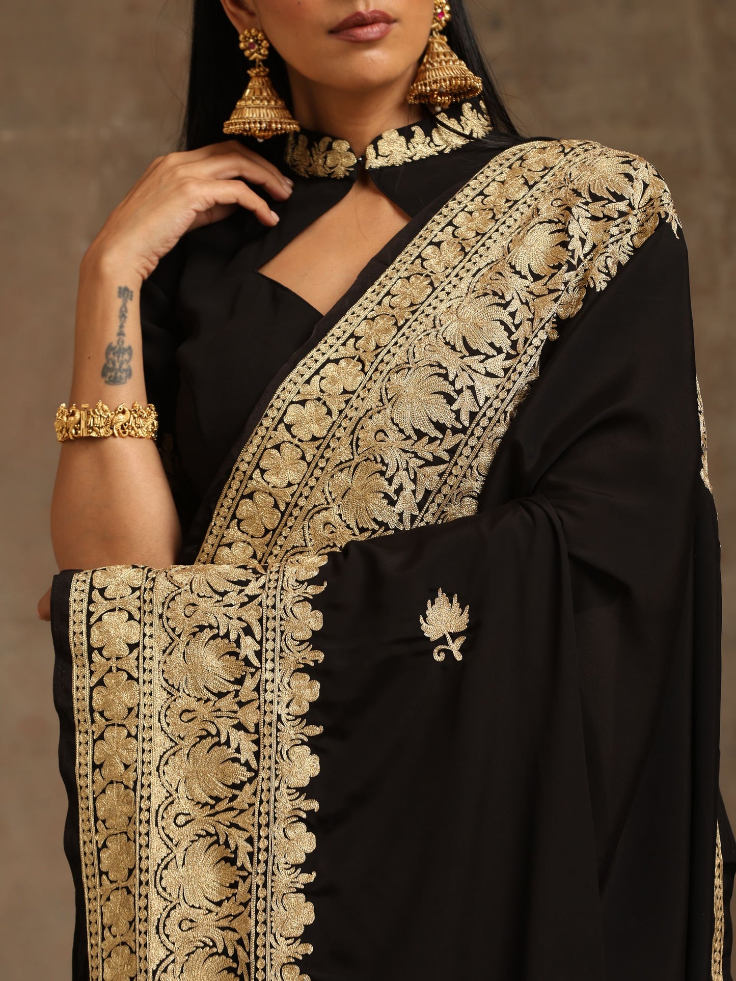 Aghaaz Black Crepe Saree
