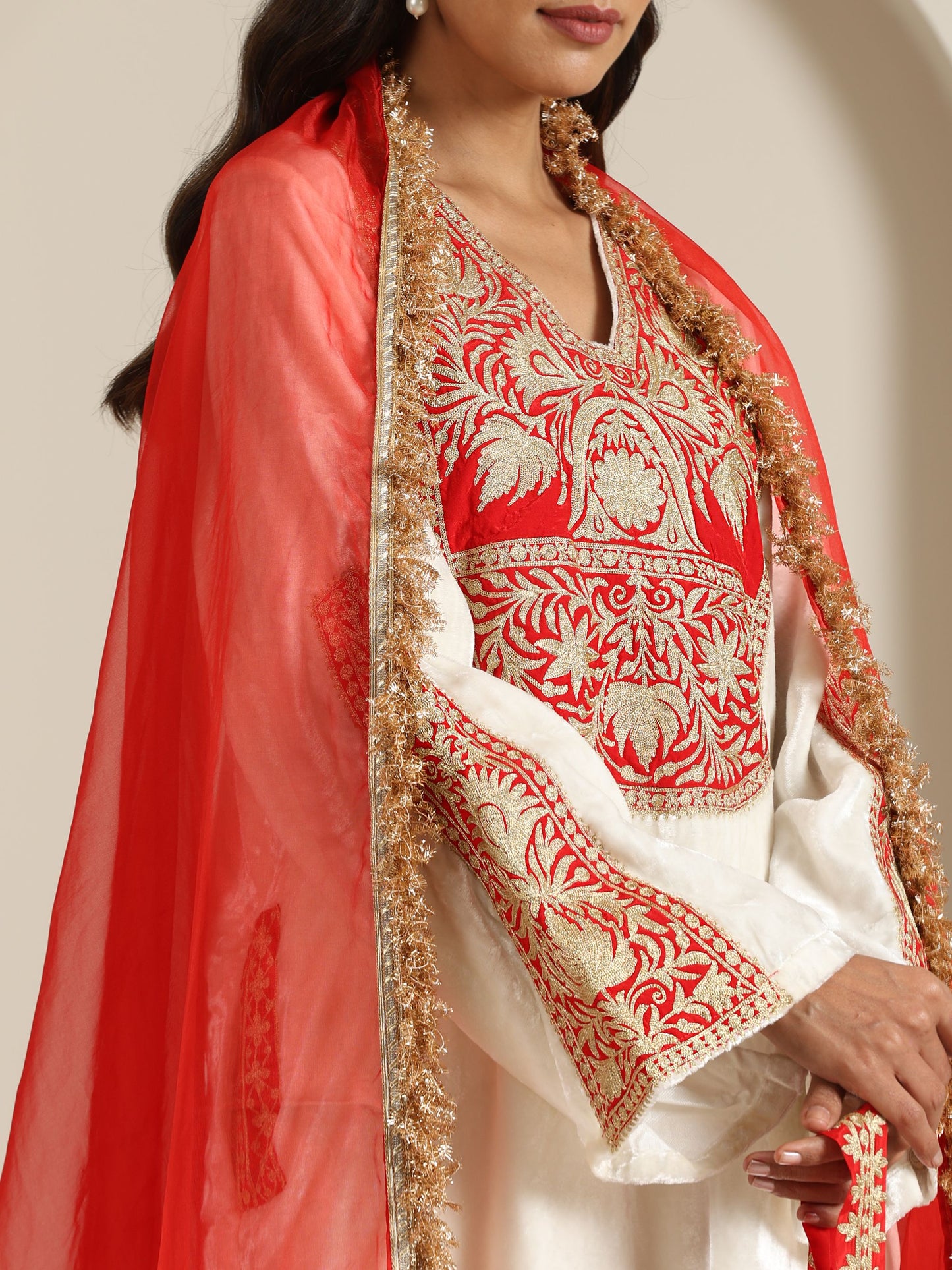 Sheen Off-White Pheran Set
