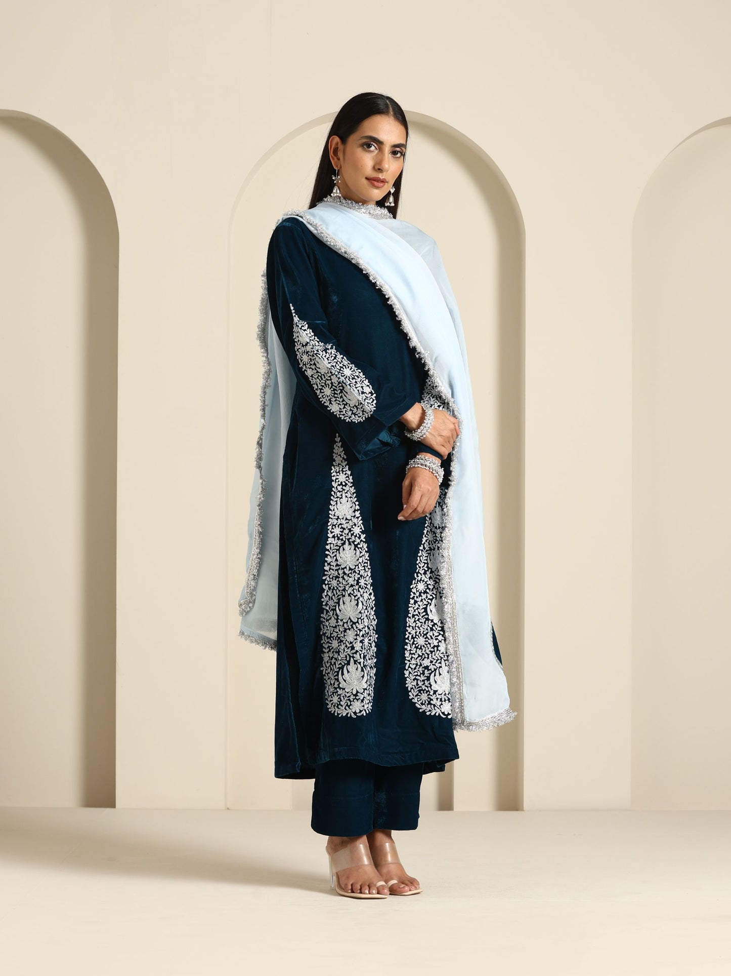 Sheen Drop Design Suit Set