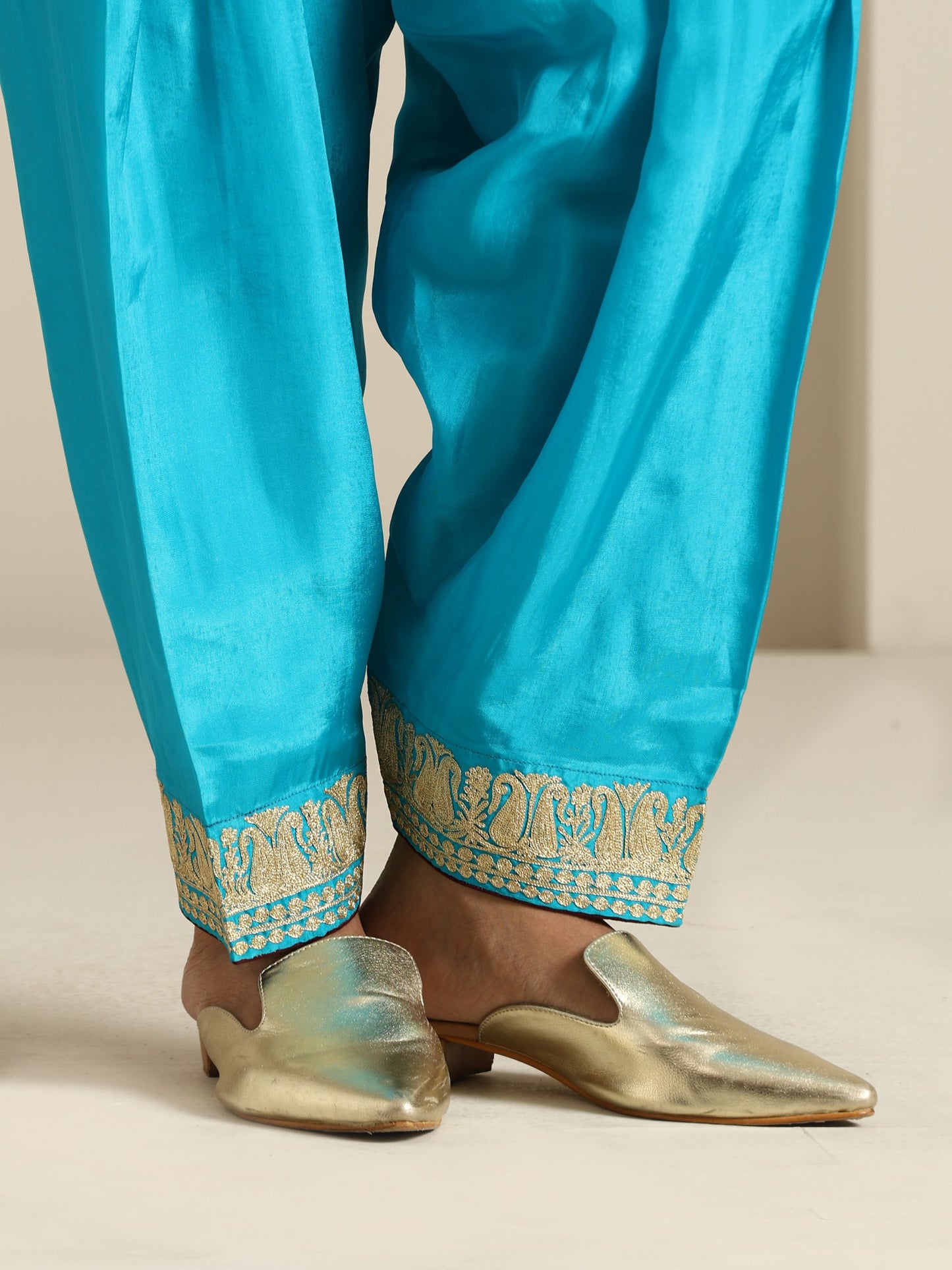 Sheen Multicolored Suit Set