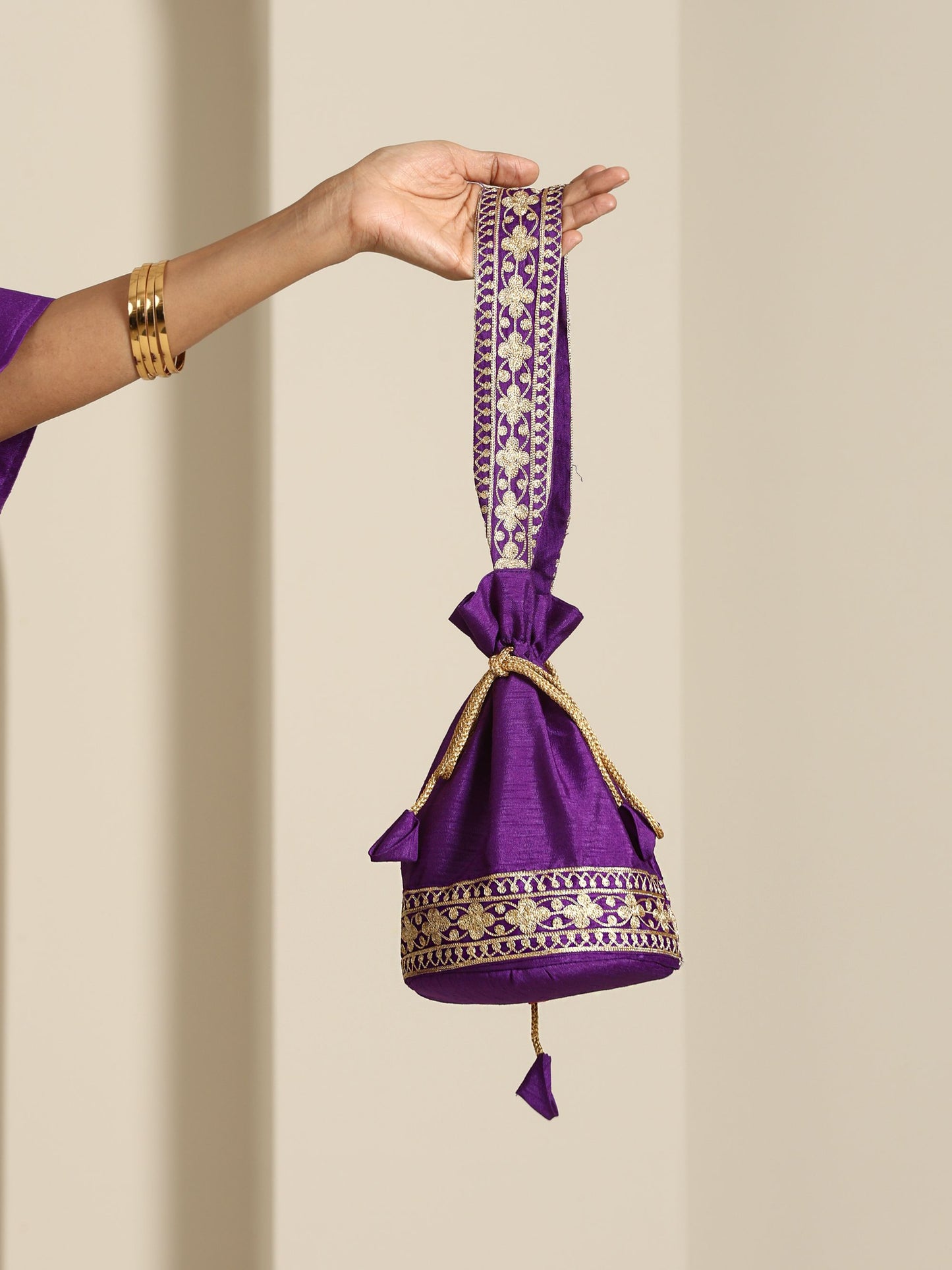 Sheen Purple Potli