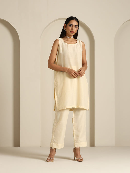 Gul Off-White Kaftan Set