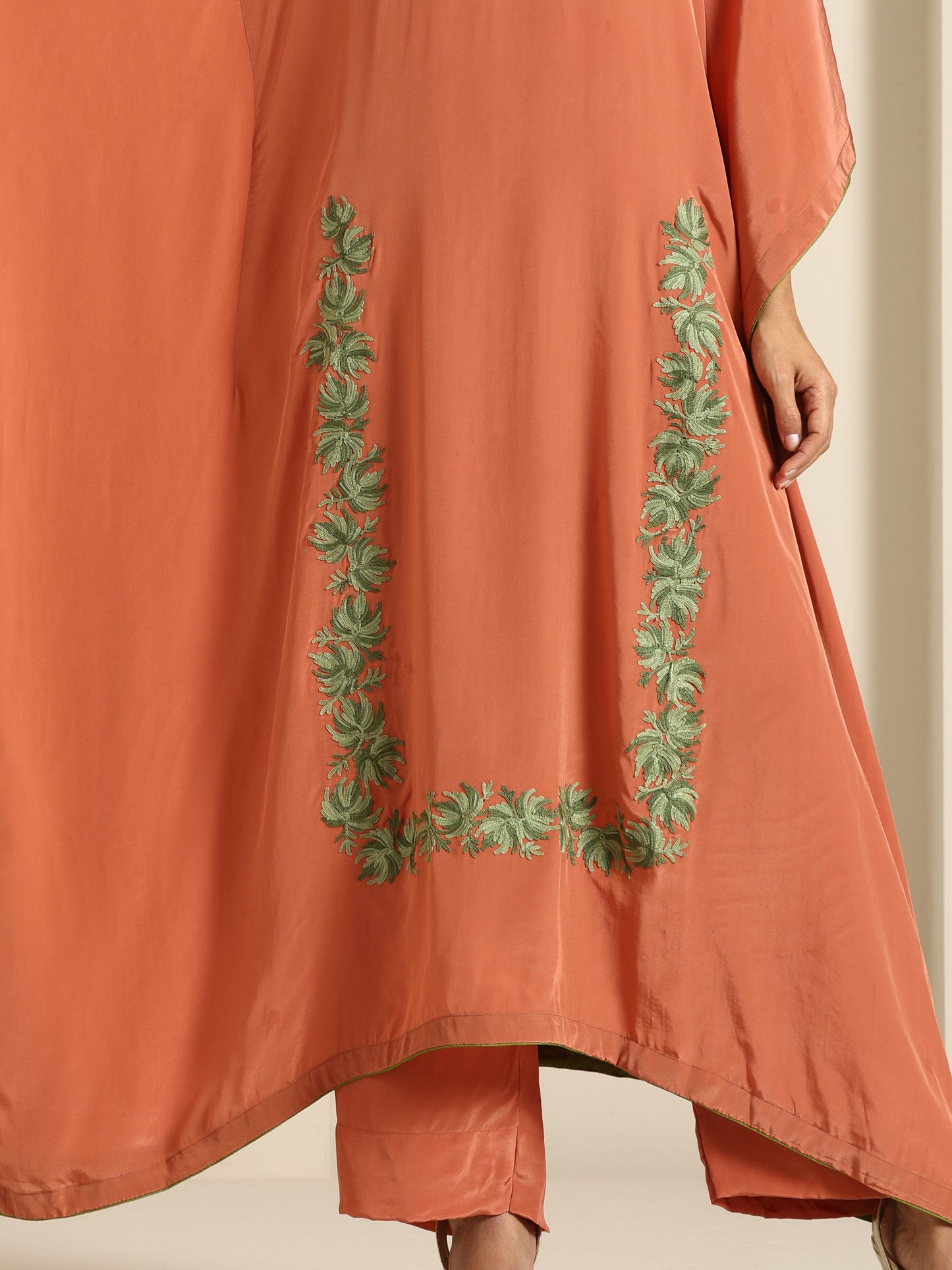 Gul Rust Crepe Kaftan Set