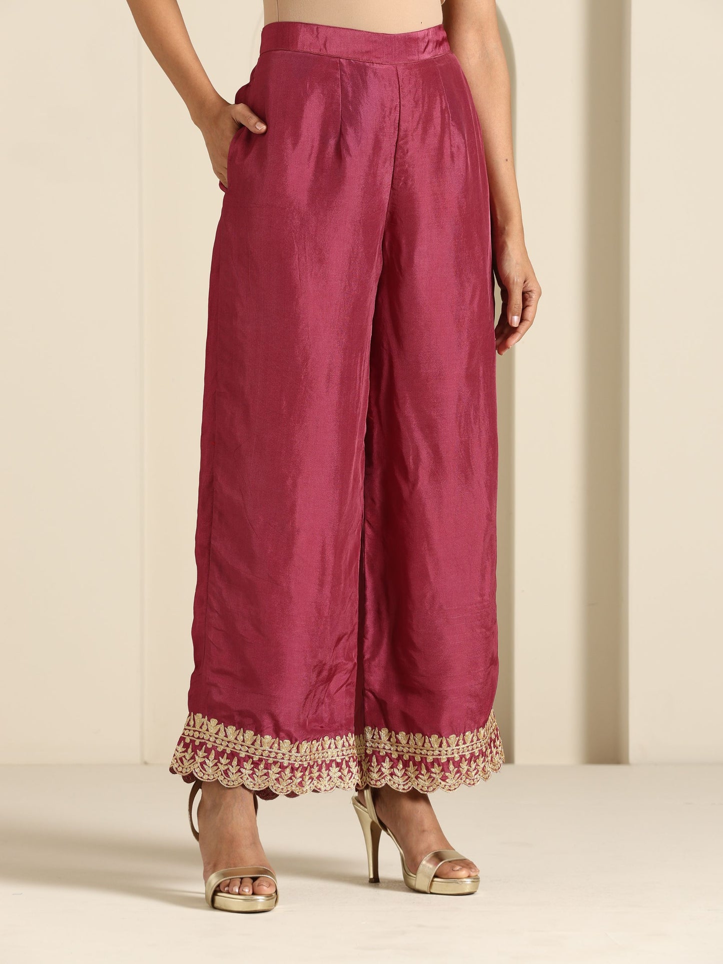 Gul Mauve Shade Suit Set