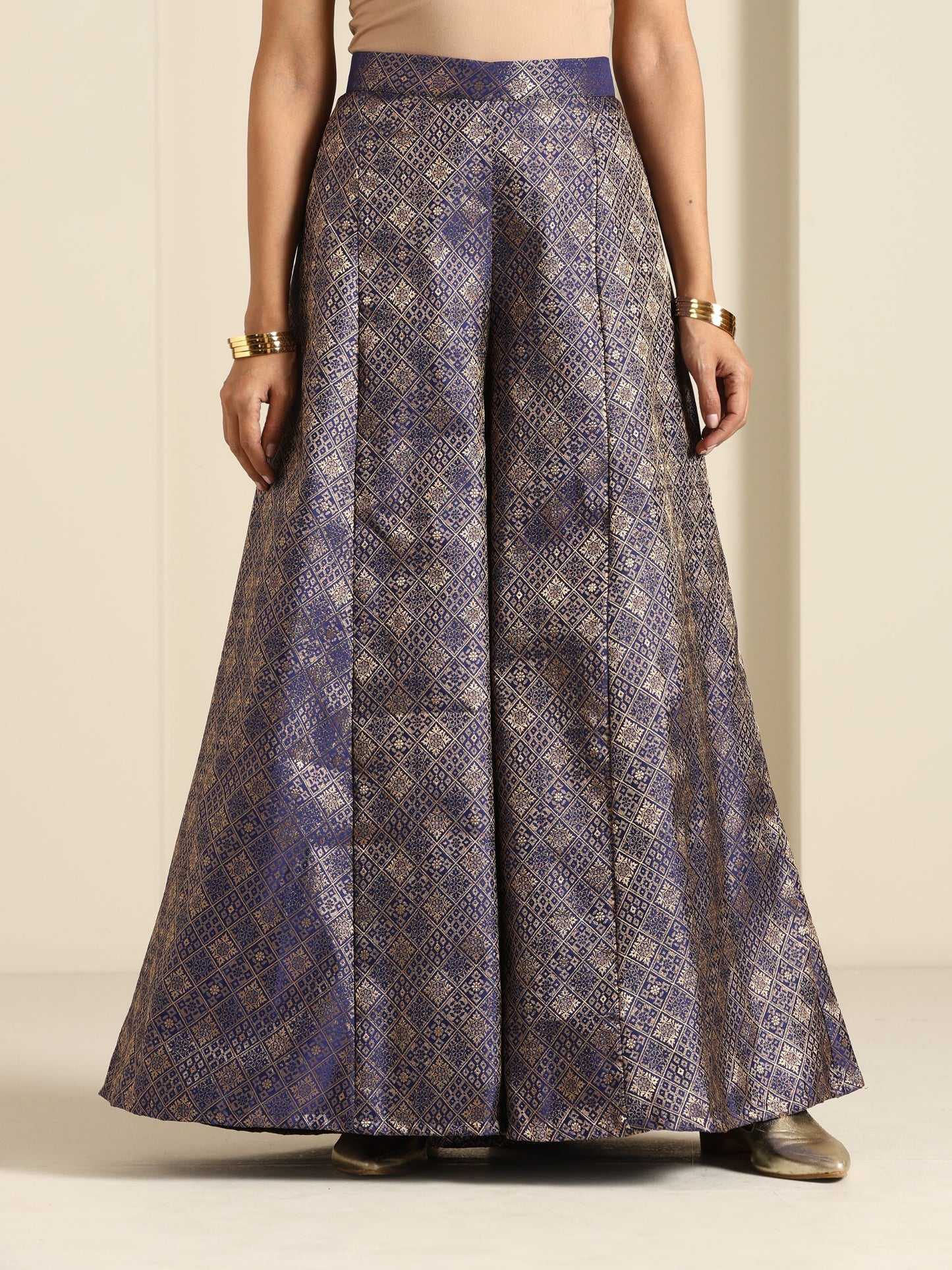Gul Brocade Suit Set
