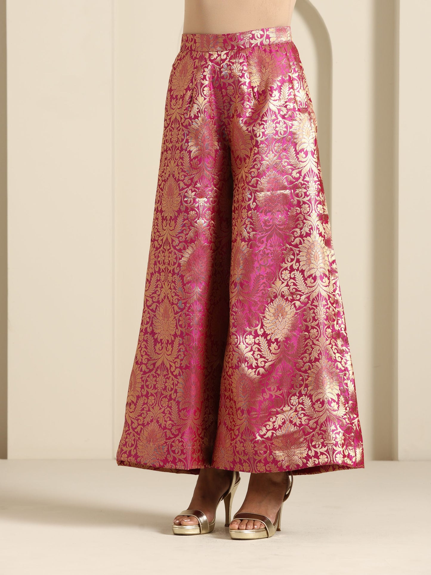 Rang Brocade Pant Set