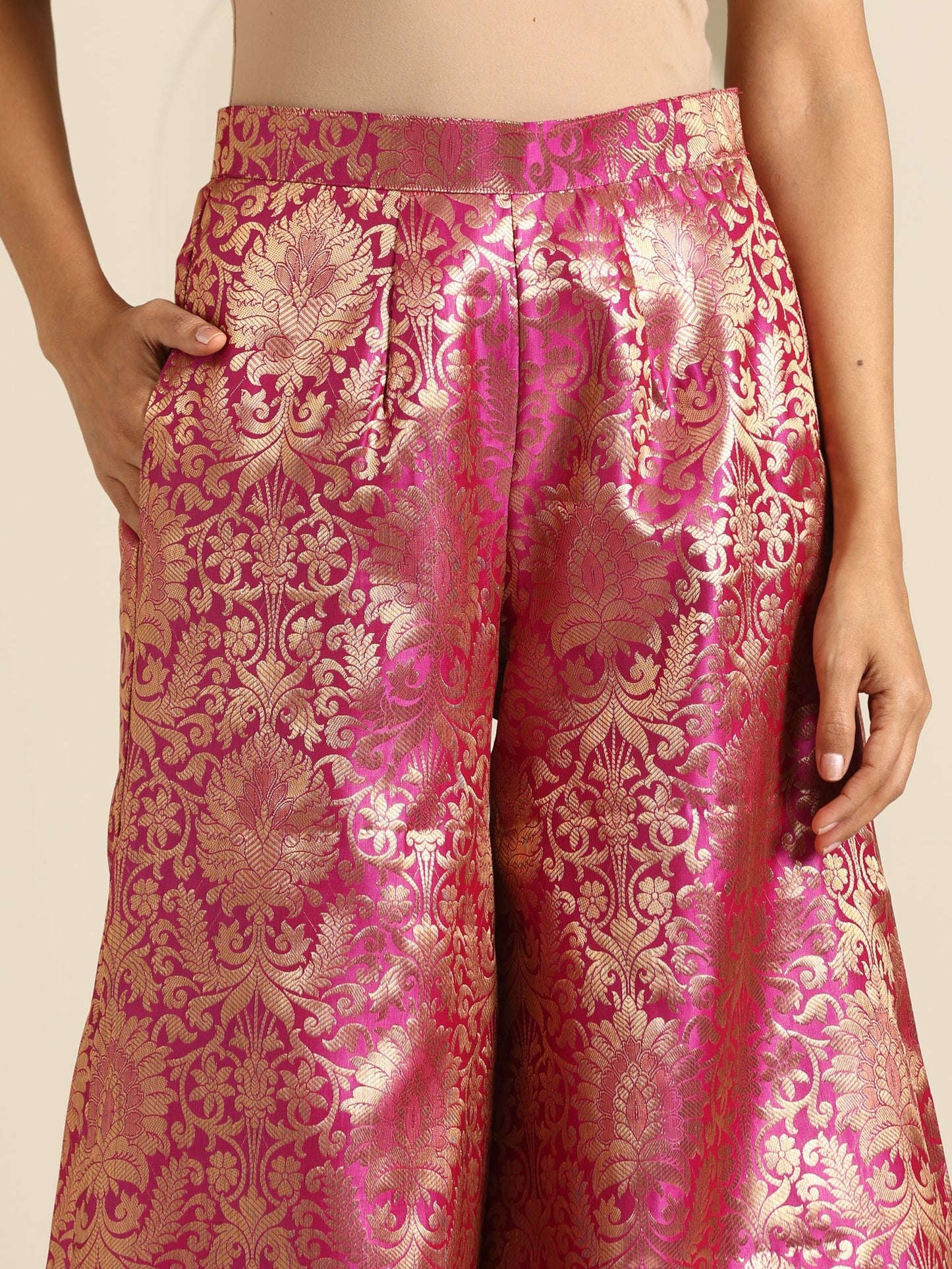 Rang Brocade Pant Set
