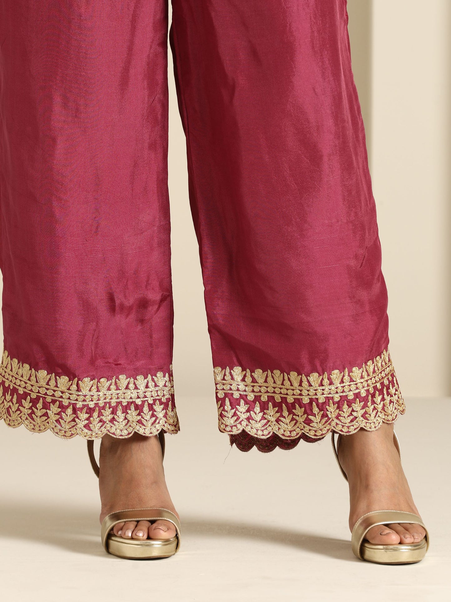 Gul Mauve Shade Suit Set