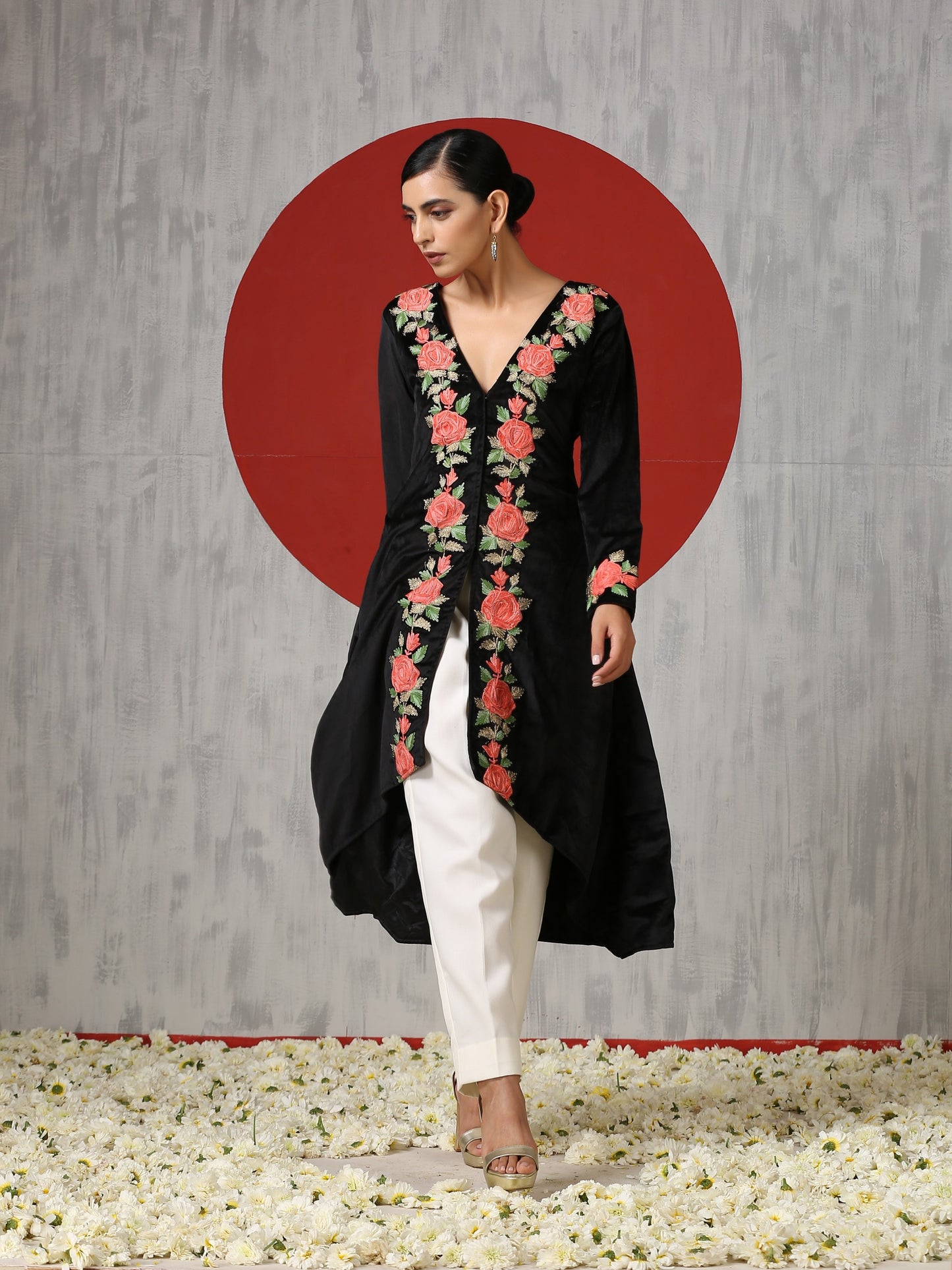 Makhmal Black Velvet Cape Set