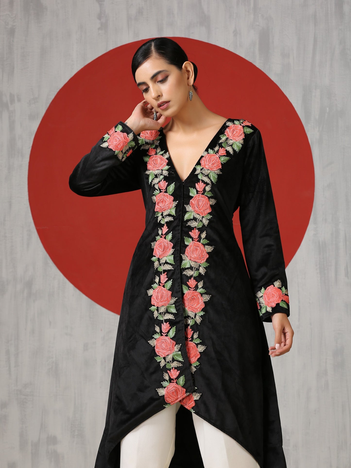 Makhmal Black Velvet Cape Set