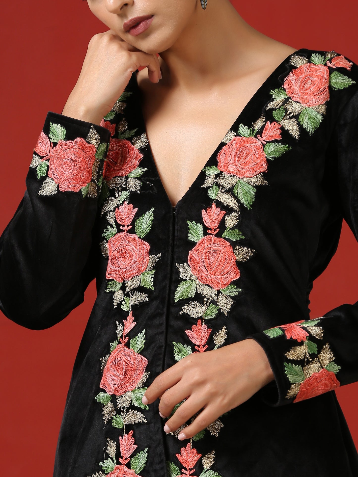 Makhmal Black Velvet Cape Set