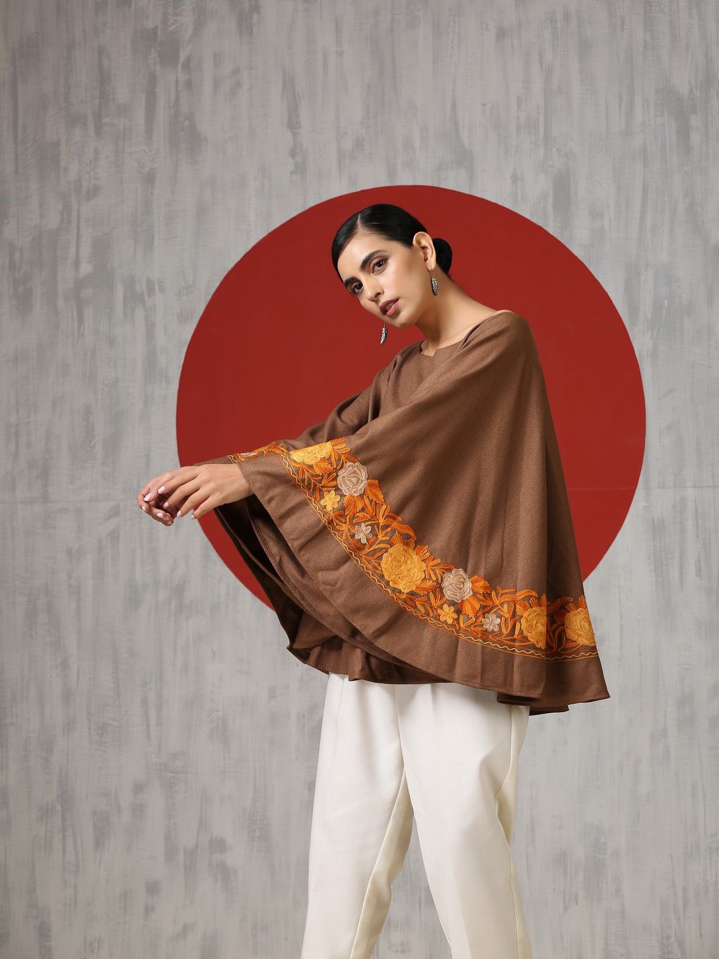 Makhmal Poncho Co-ord Set