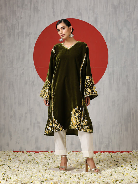 Makhmal Green Pheran Set