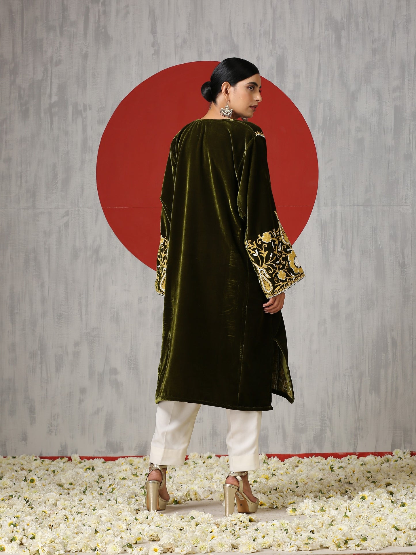 Makhmal Green Pheran Set