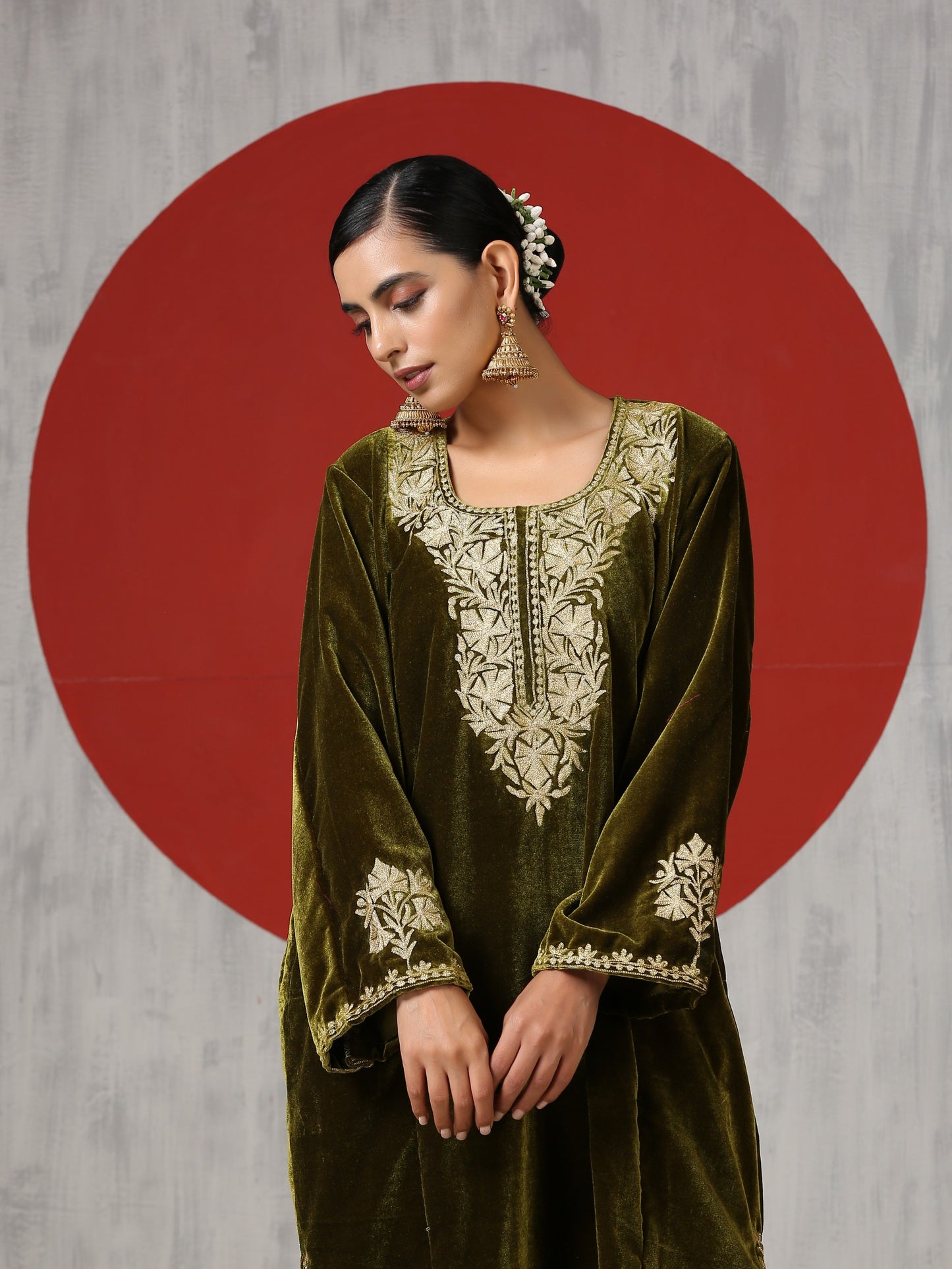 Makhmal Green Tilla Pheran Set