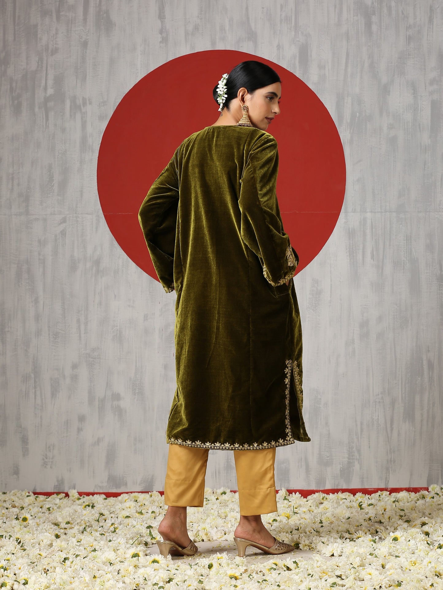 Makhmal Green Tilla Pheran Set