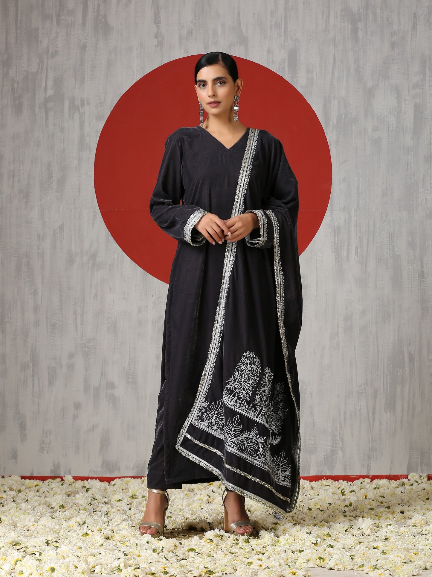 Makhmal Velvet Grey Suit