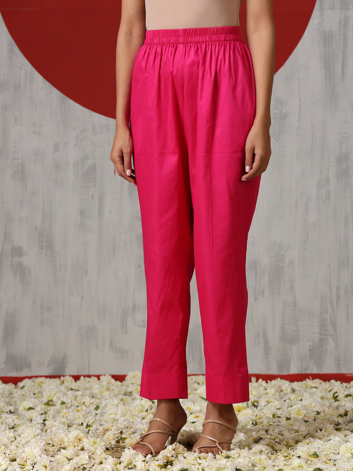 Jashn Hot Pink Abaya