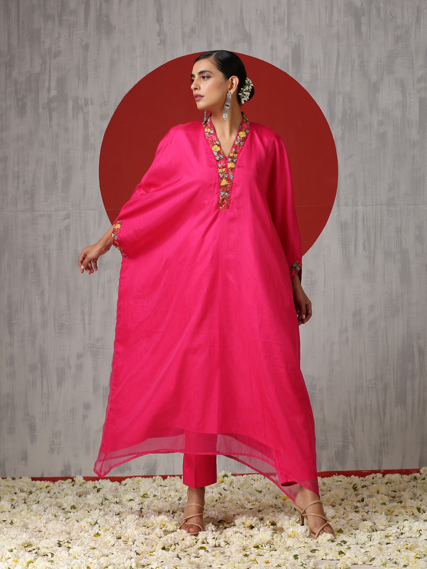 Jashn Hot Pink Abaya