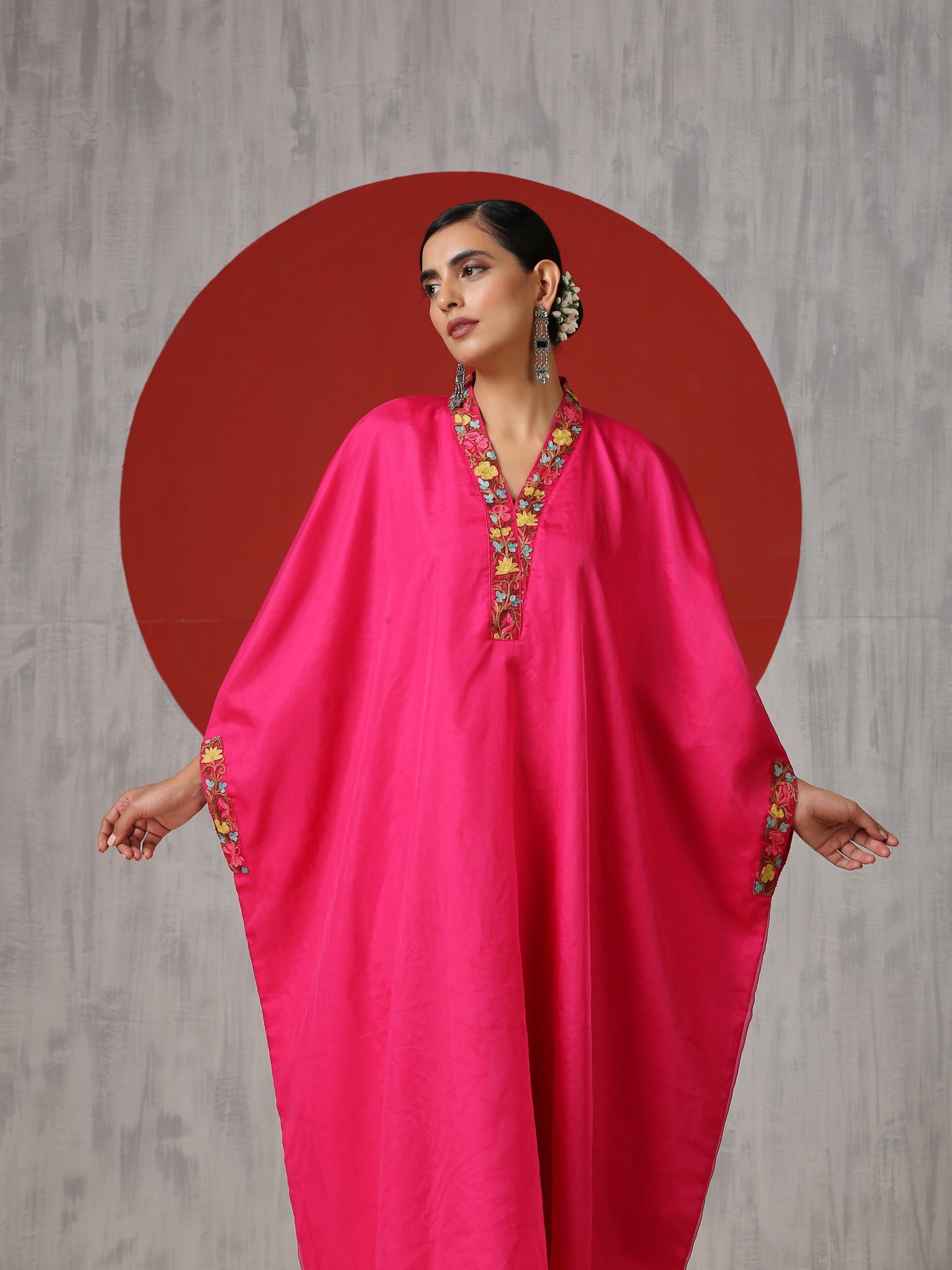 Jashn Hot Pink Abaya
