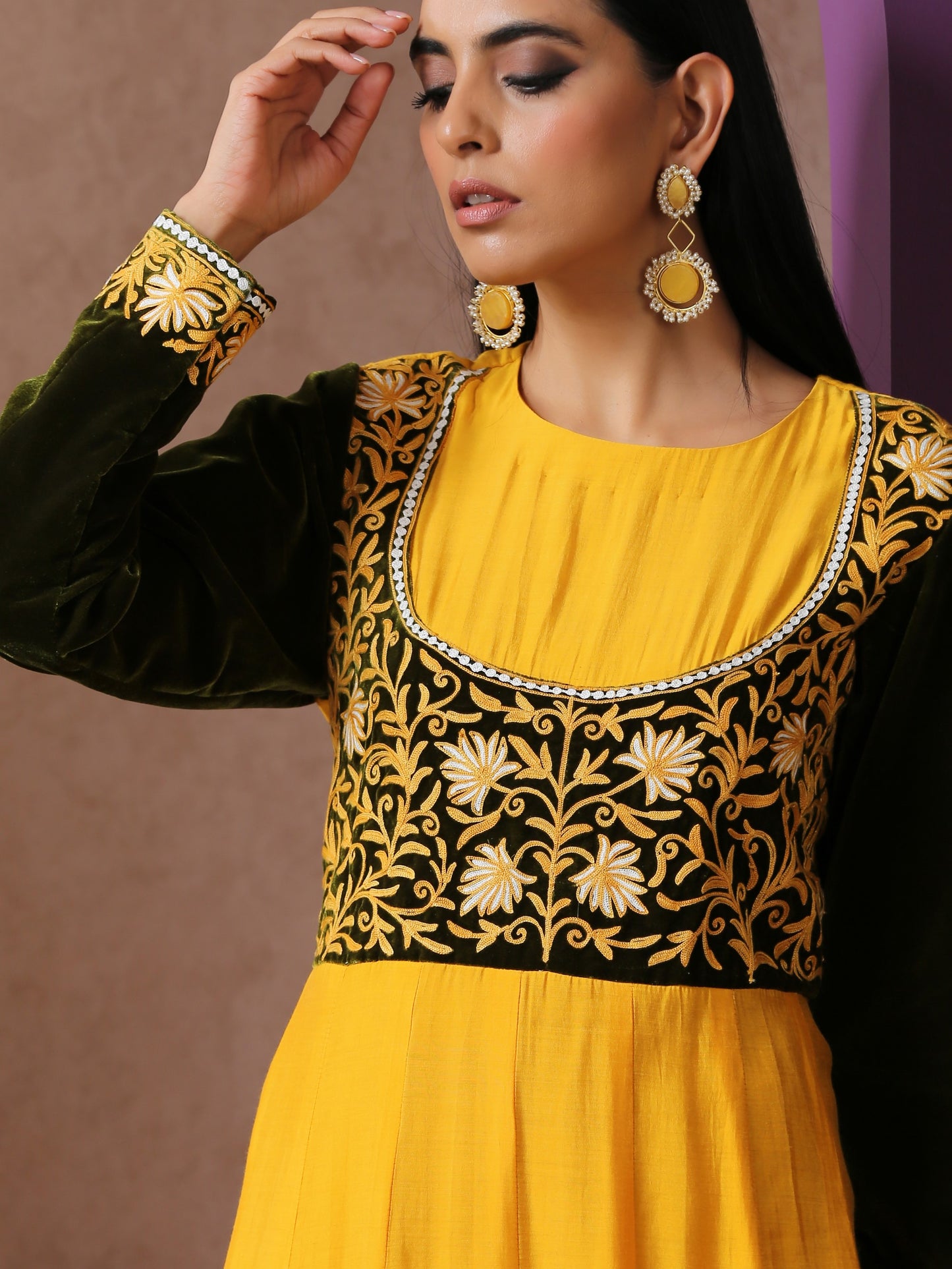 Makhmal Corset Gown