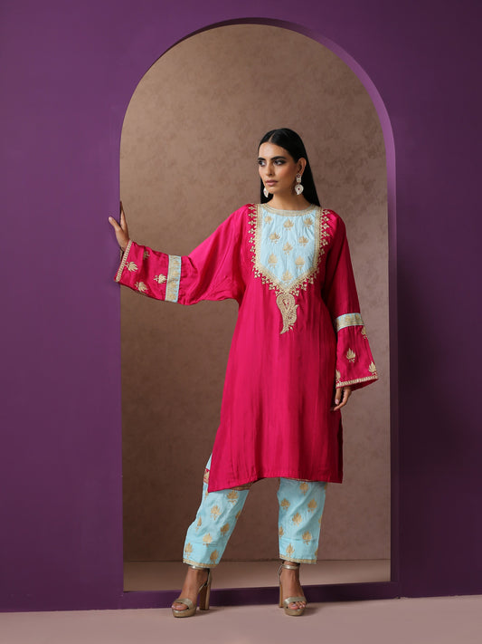 Jashn Pink & Blue Pheran Set