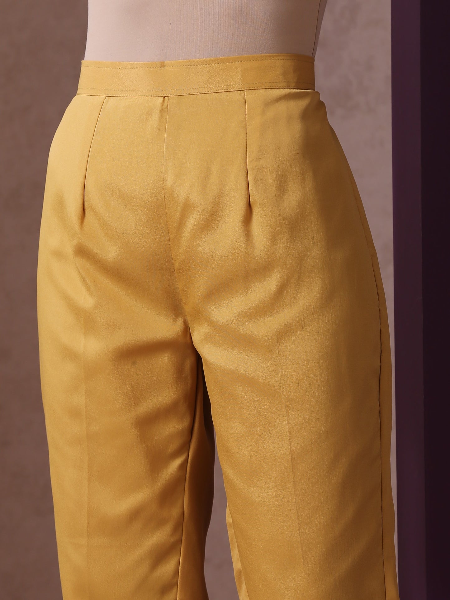 Jashn Silk Red Pheran Set