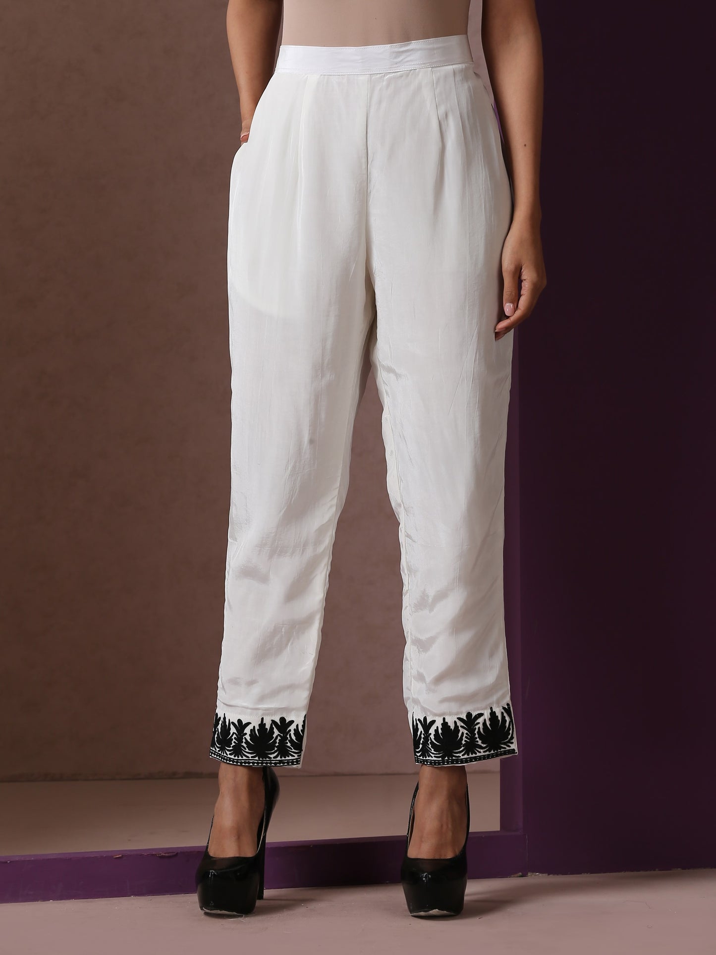 Jashn Pearl White Kurta Set