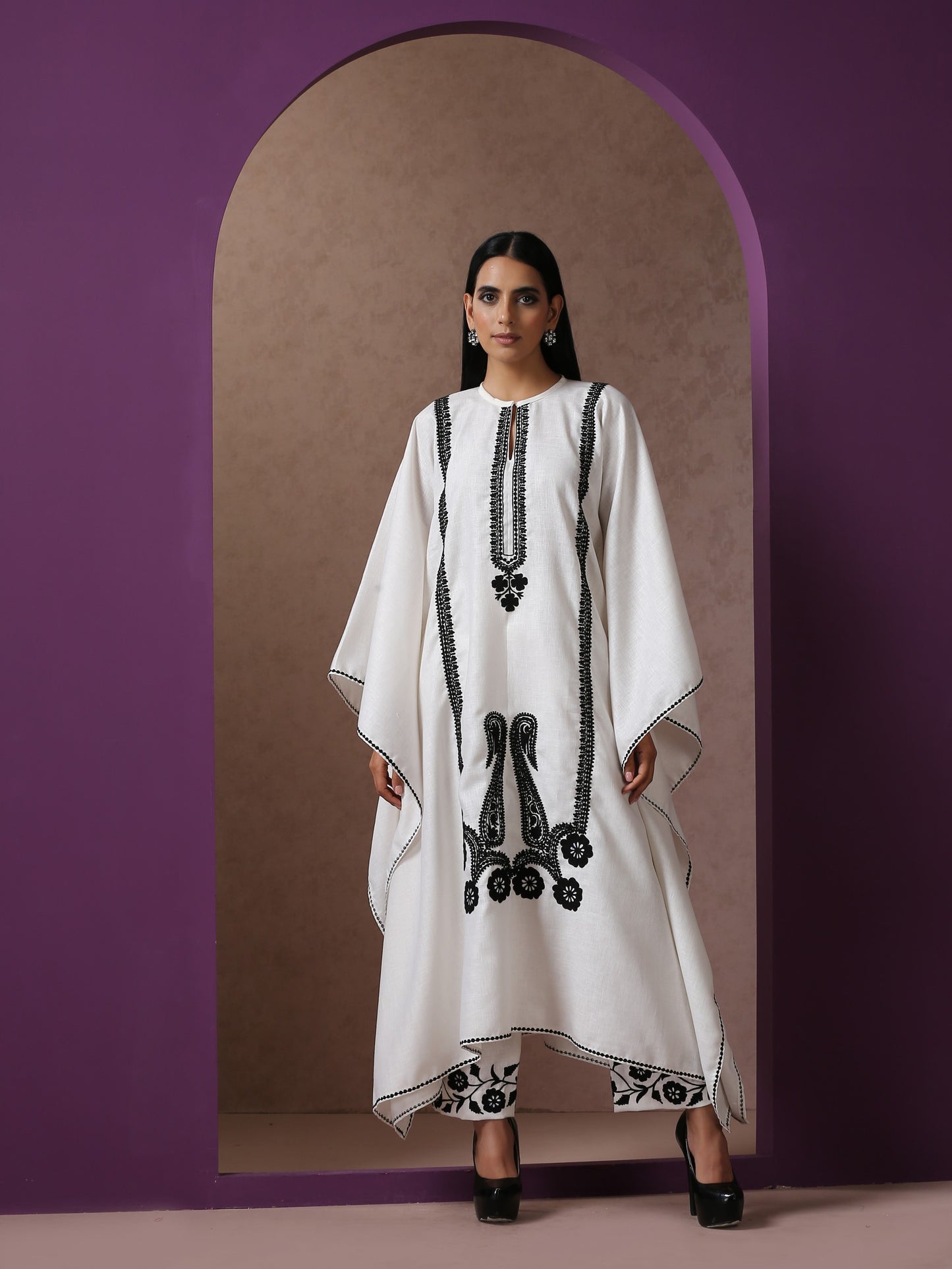 Bahaar Linen Kaftan Set