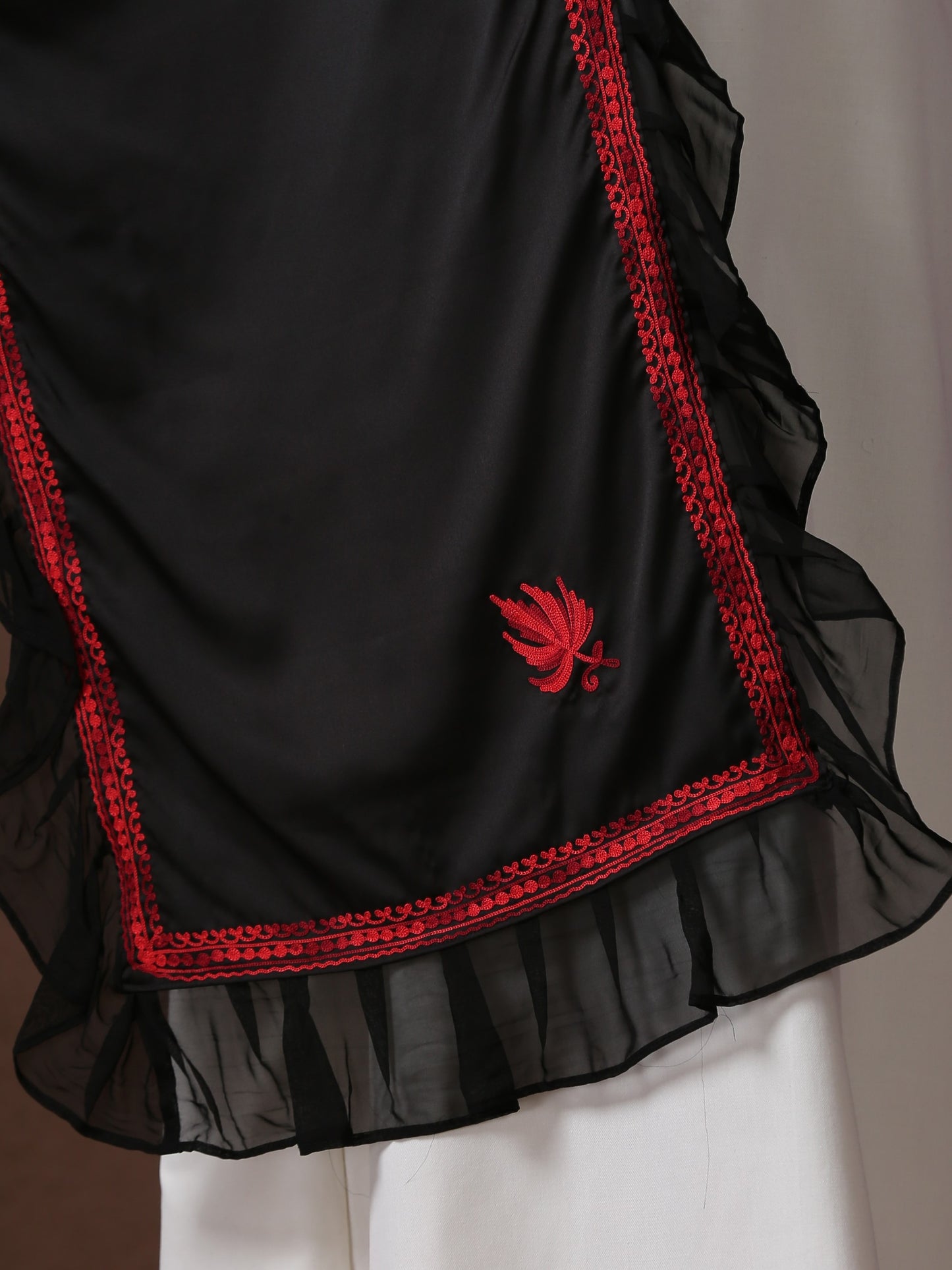Sabaa Black Satin Stole