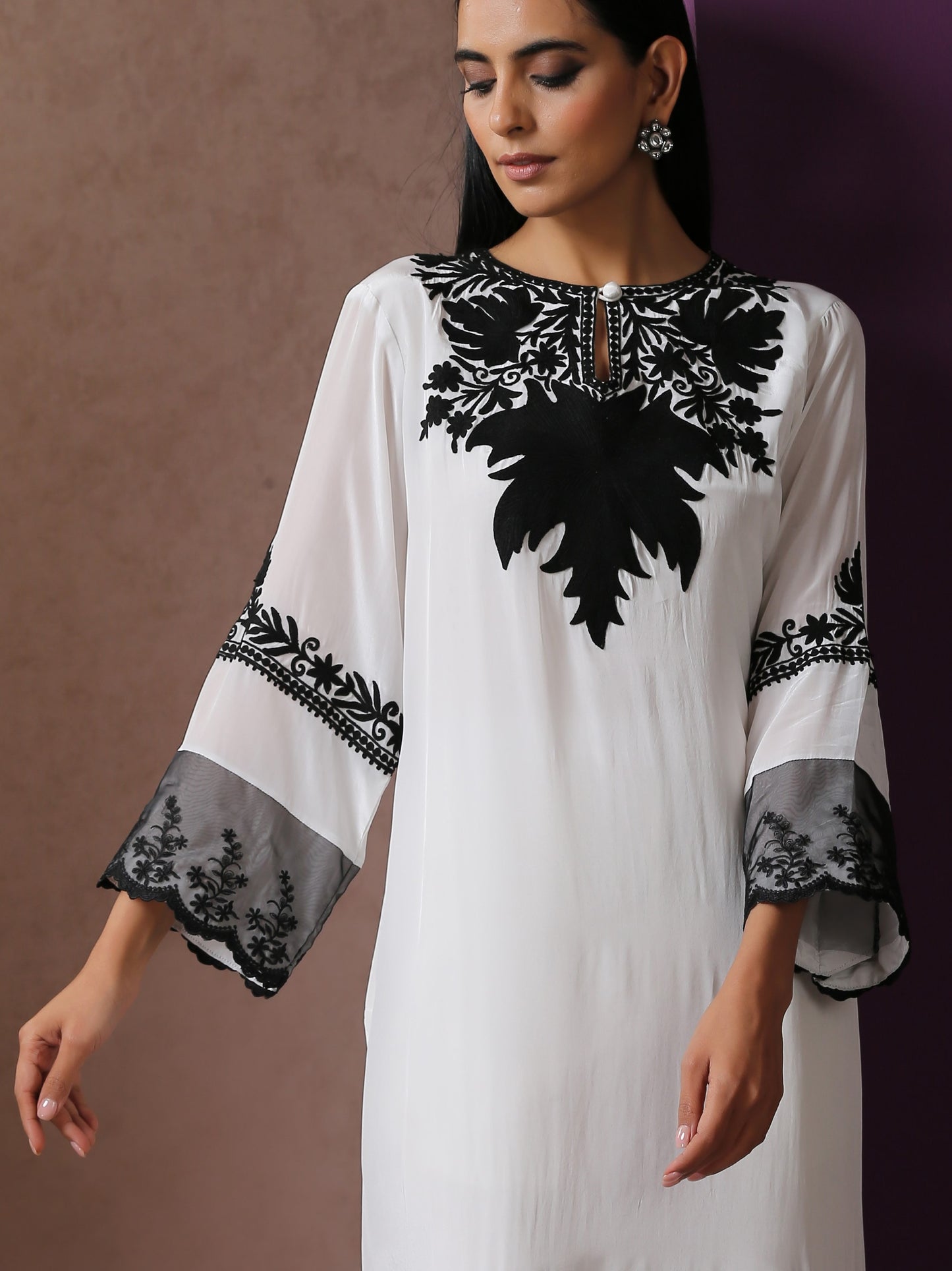 Jashn Chinar Black & White Suit Set