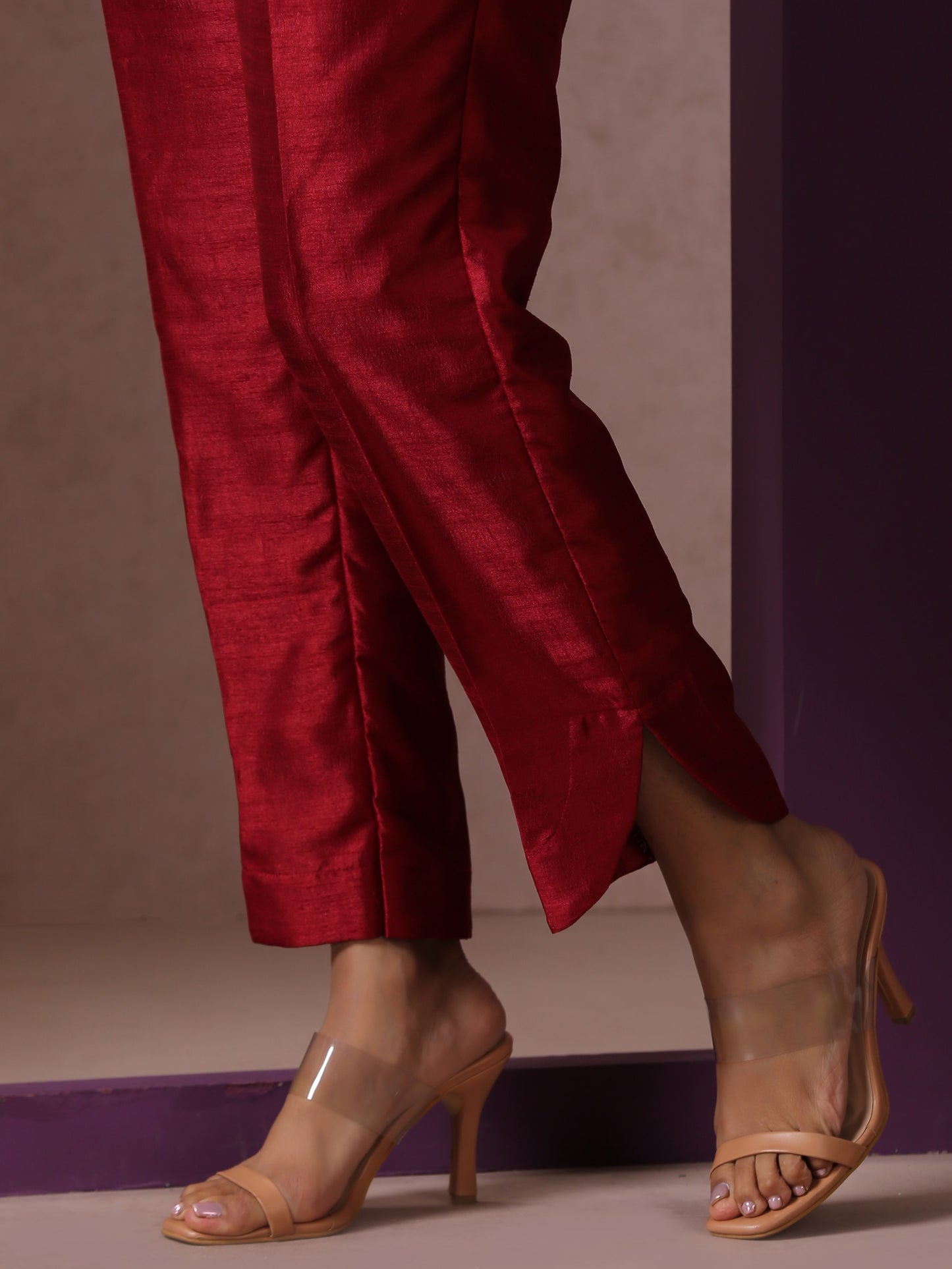 Makhmal Qurab Pheran Set