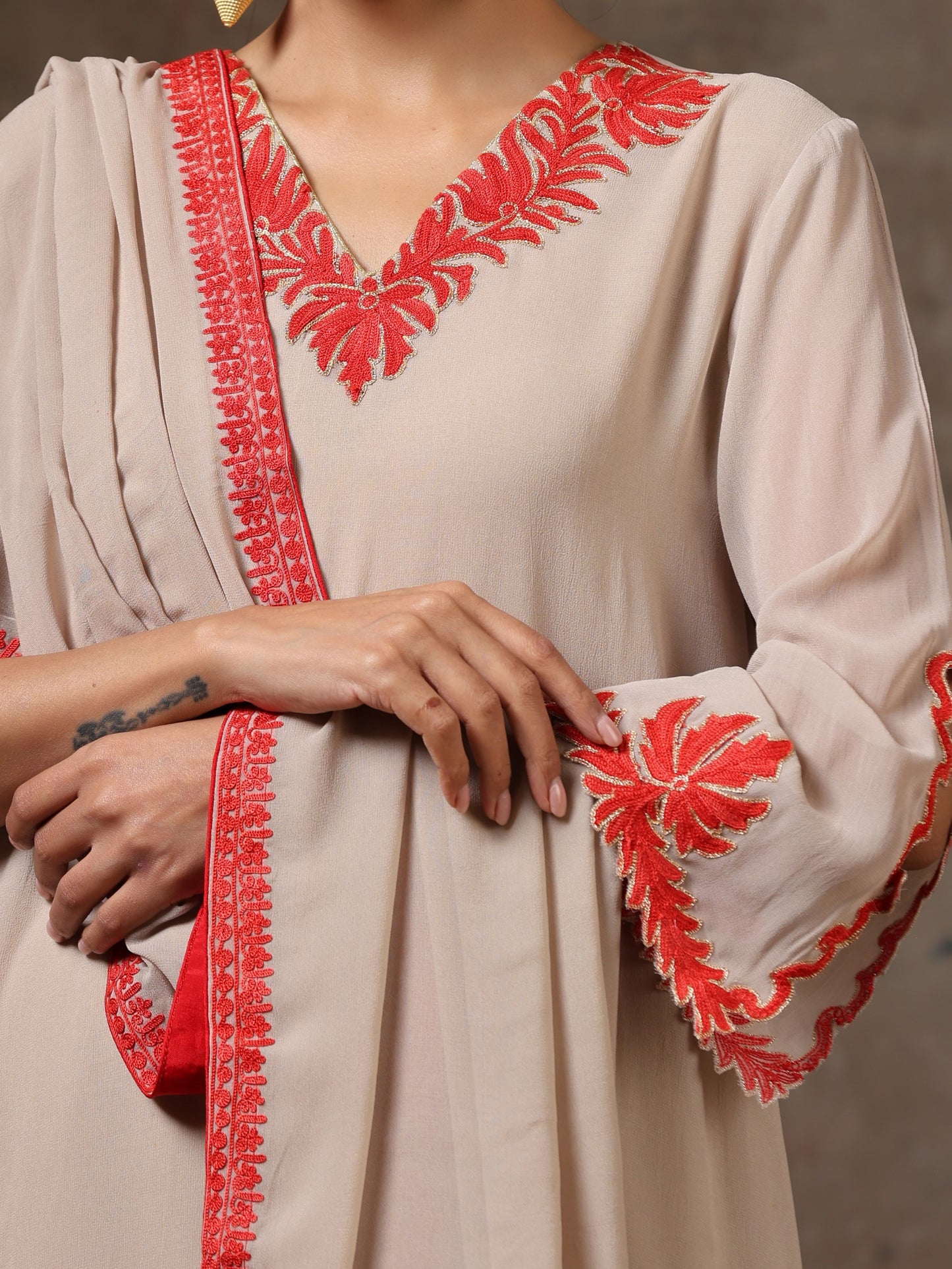 Aghaaz Cut Work Kurta Set