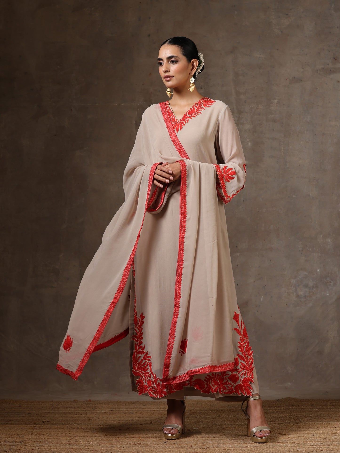 Aghaaz Cut Work Kurta Set